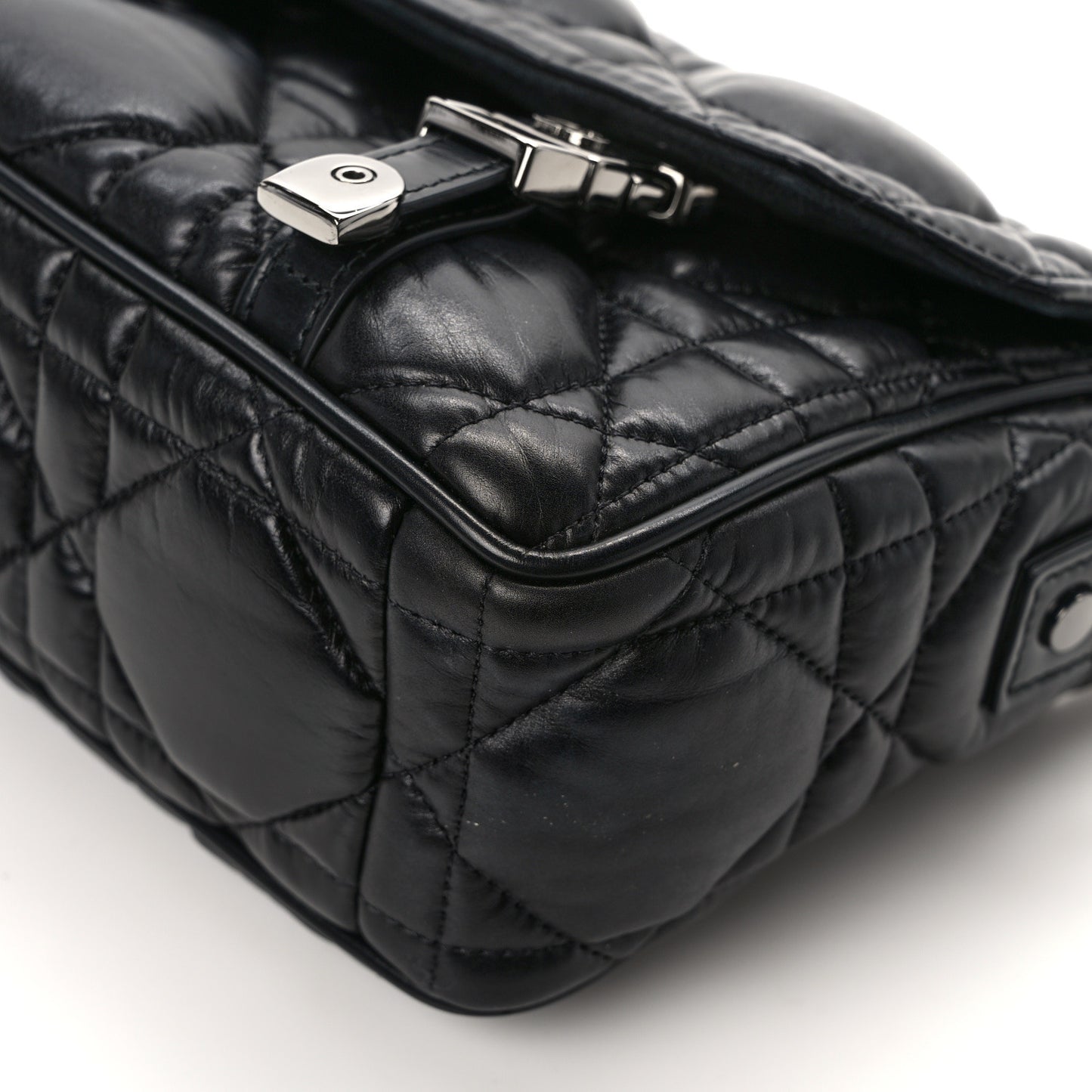 Calfskin Macrocannage Small Diorcamp Messenger Black
