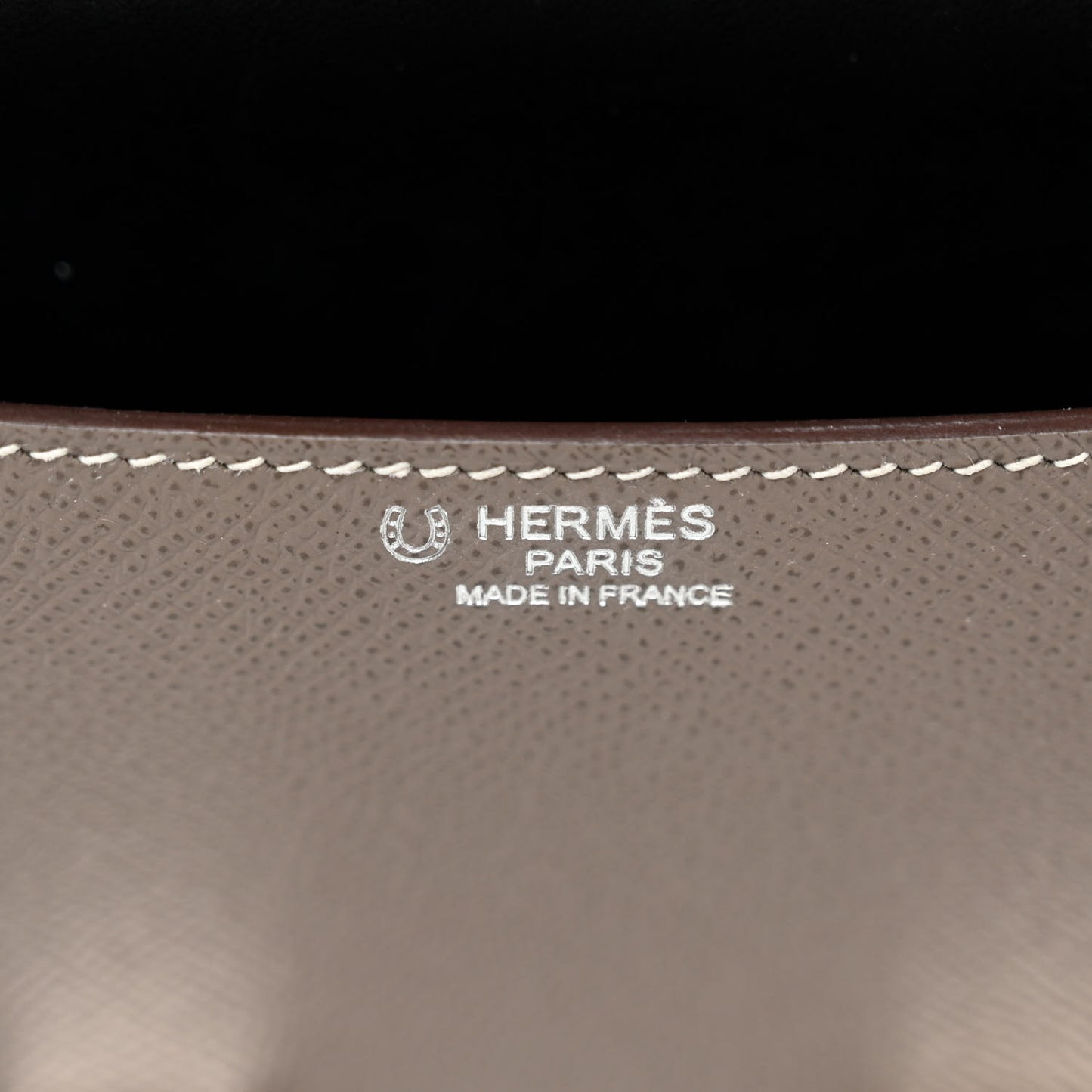 Epsom Horseshoe Constance 24 Etain Black