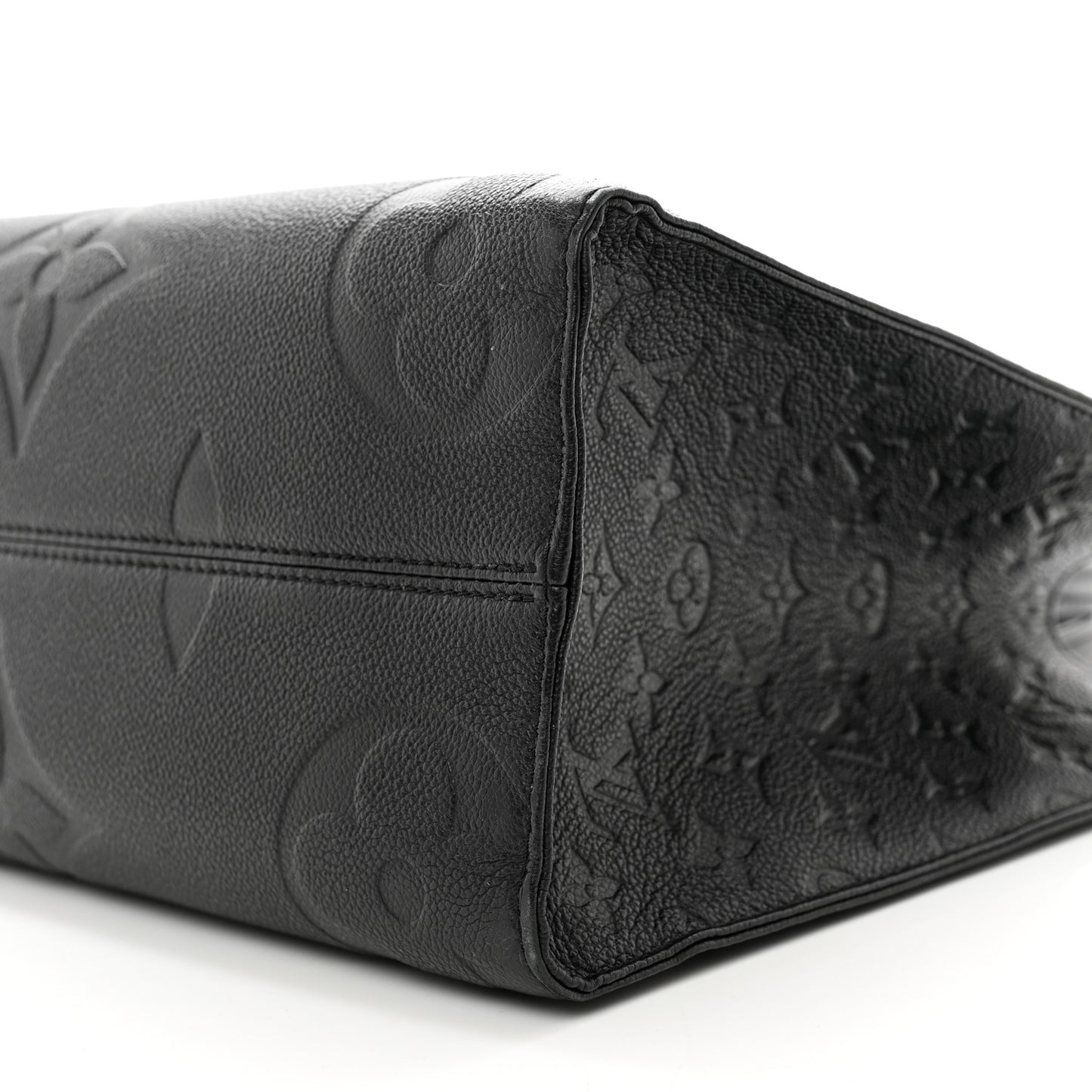 Empreinte Monogram Giant Onthego MM Black