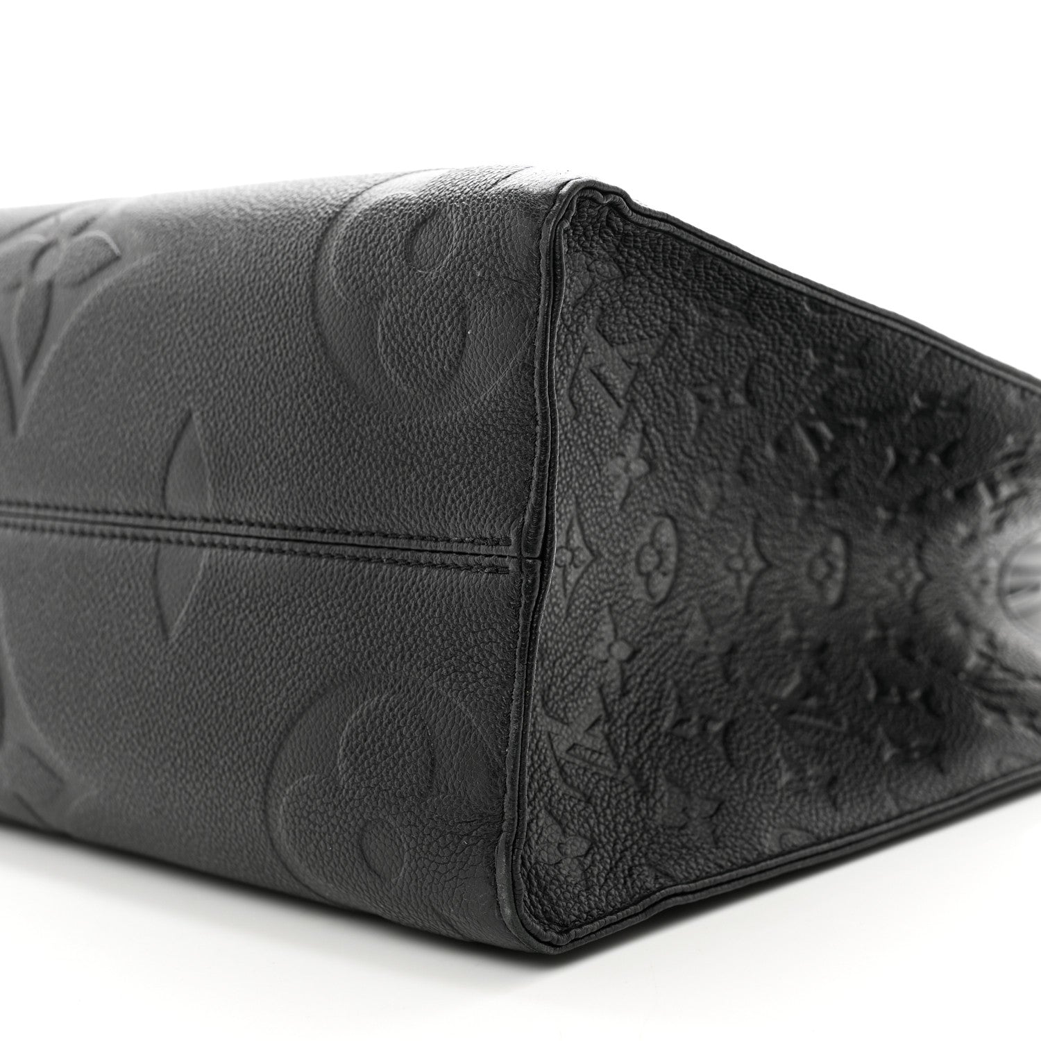 Louis Vuitton Empreinte Monogram Giant Onthego MM Black 9 of 10