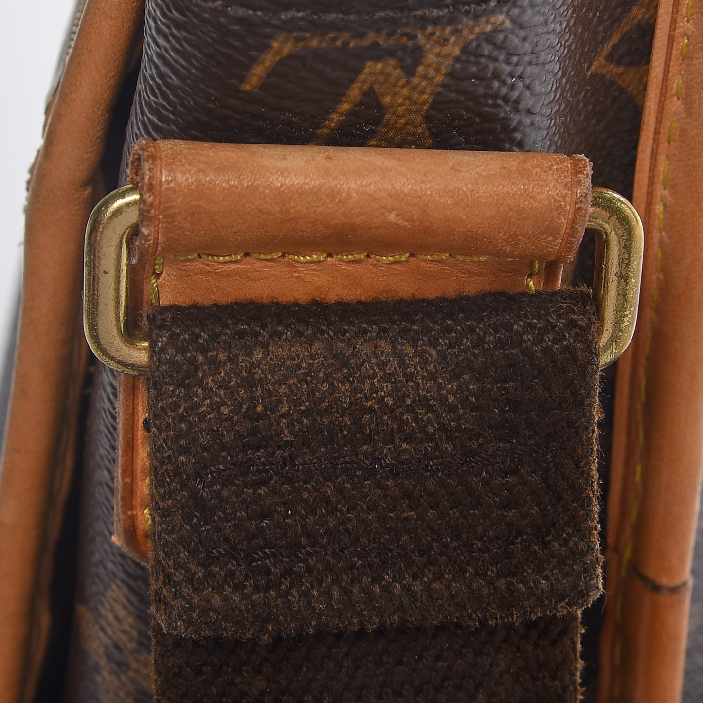 Monogram Bosphore PM Messenger