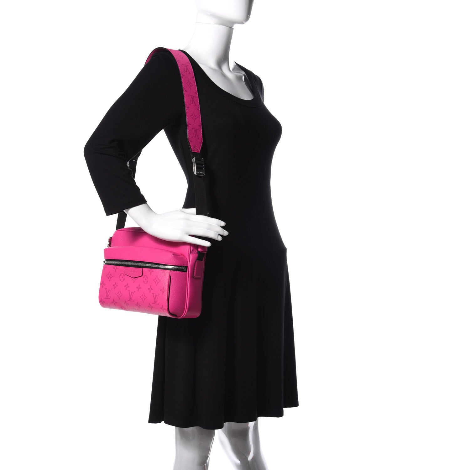 Louis Vuitton Taigarama Outdoor Messenger Fuchsia 2 of 10
