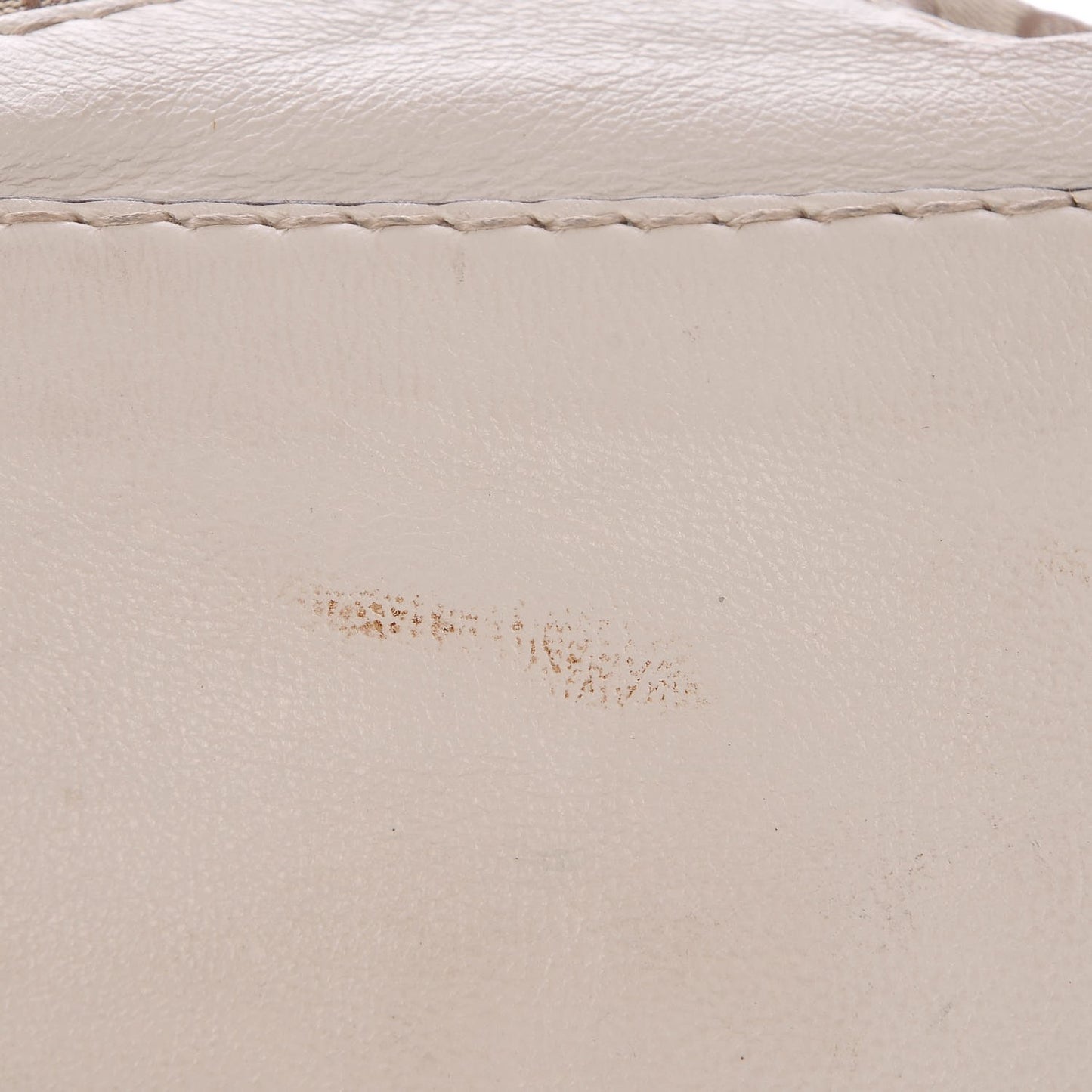 Monogram Medium Horsebit Nail Boston Off White