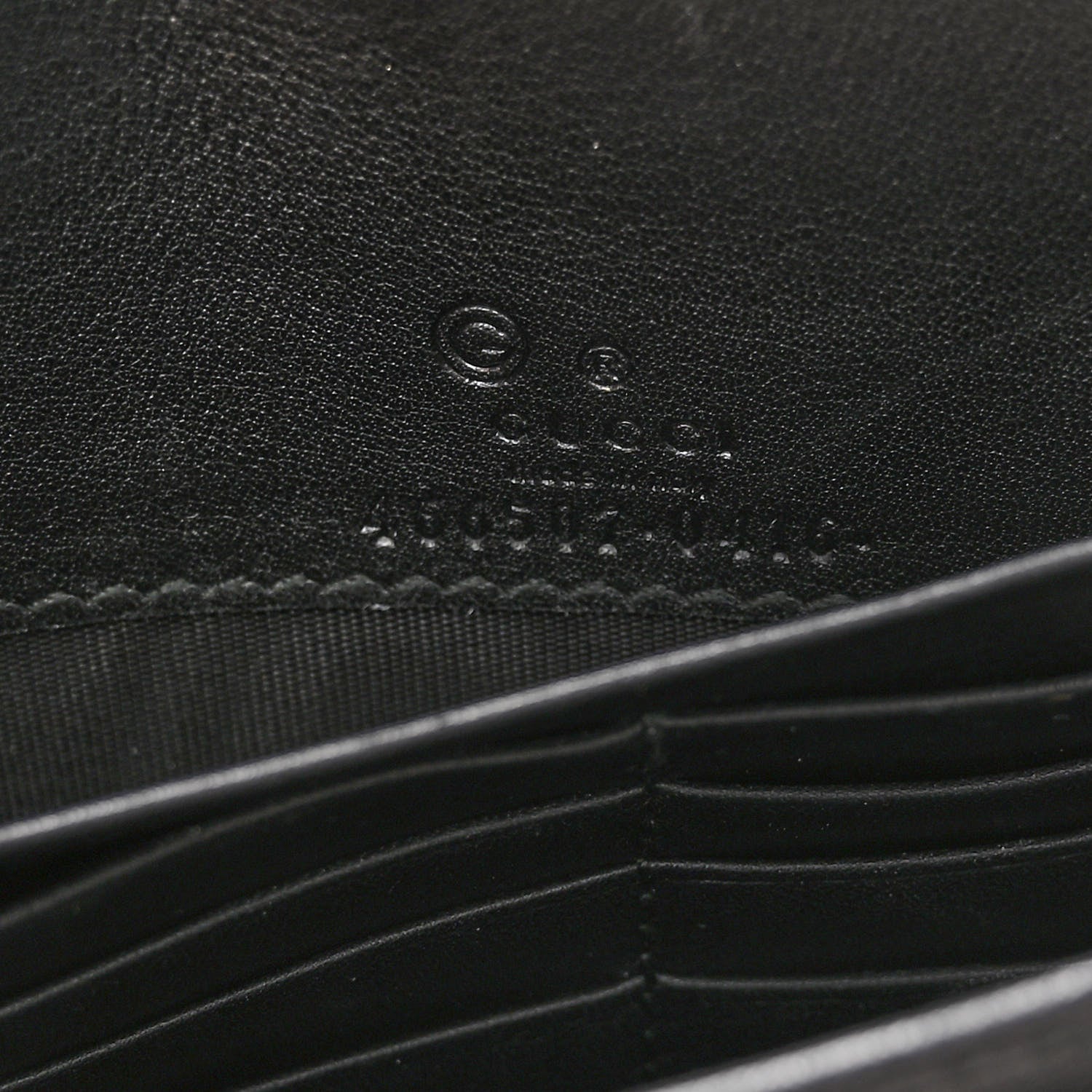 Gucci Microguccissima Crossbody Wallet Black 6 of 9