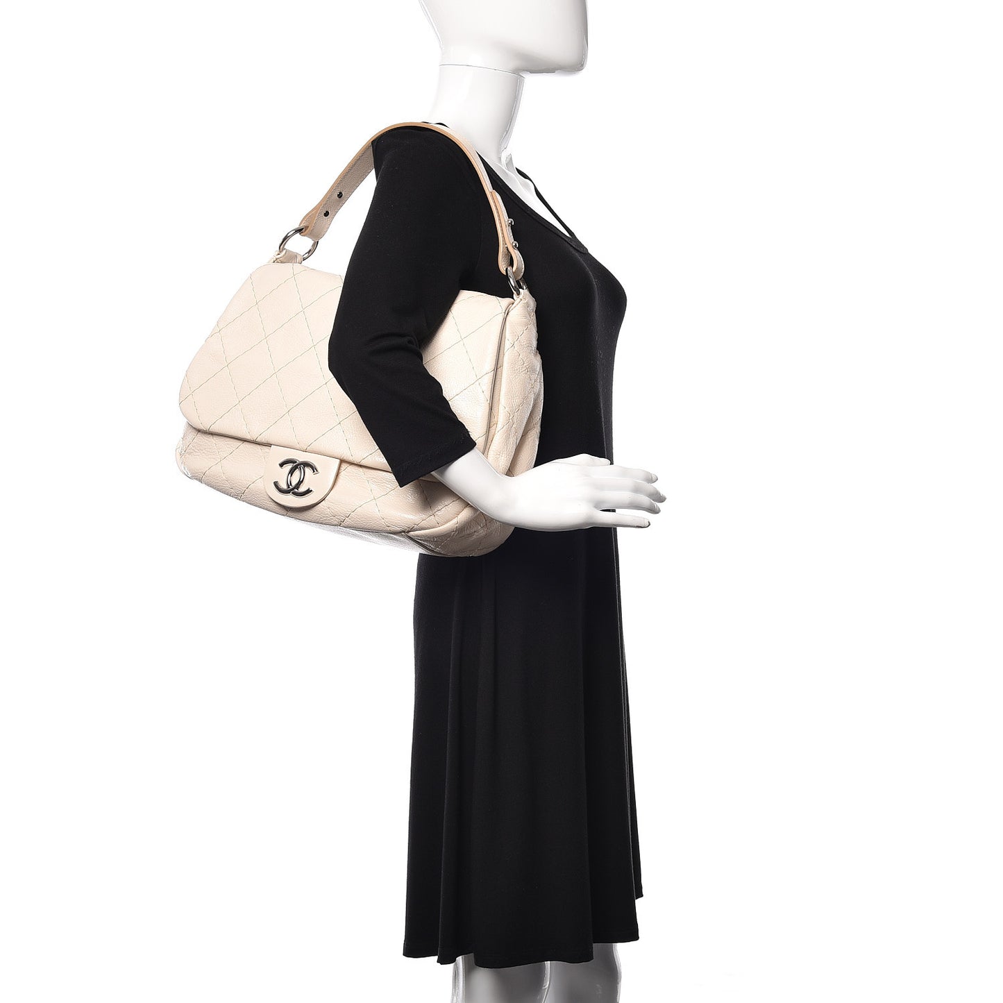 Glazed Calfskin XL On The Road Flap Ivory