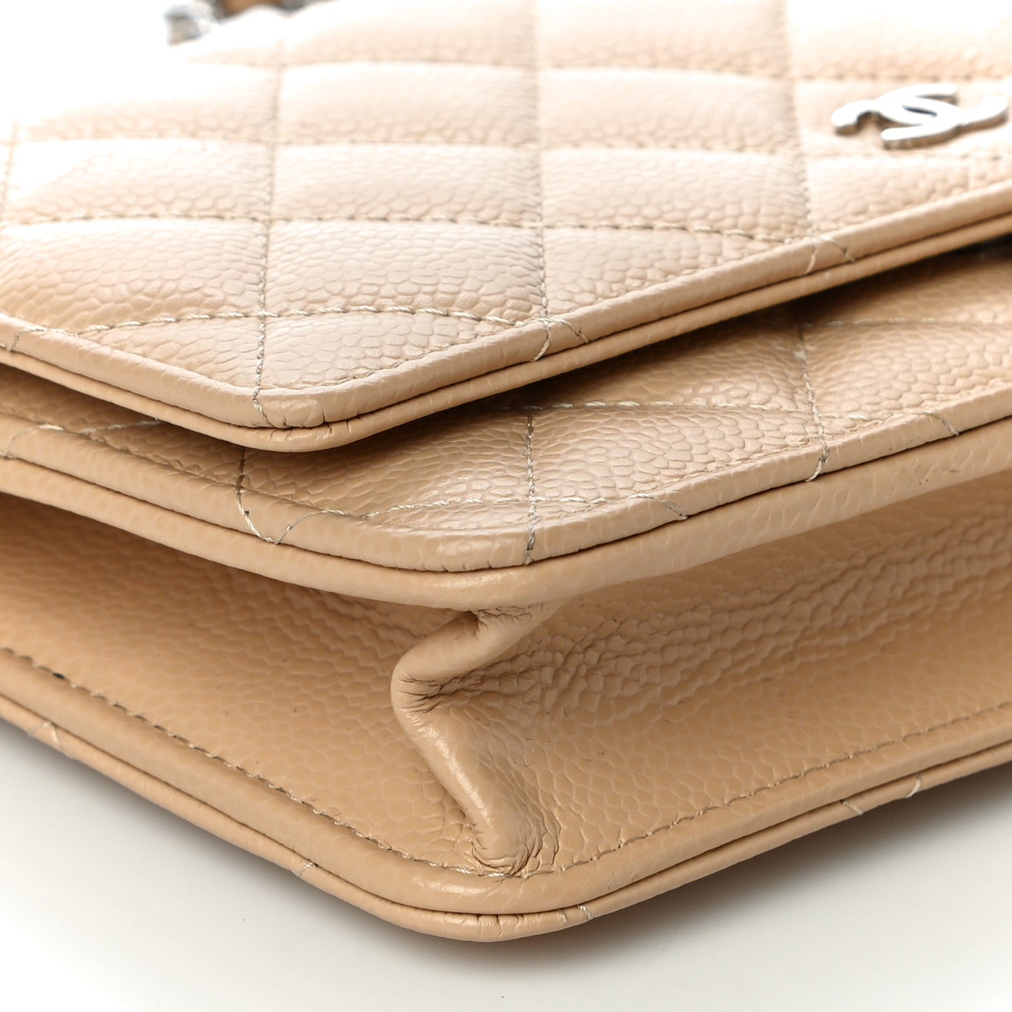 Caviar Quilted Wallet On Chain WOC Beige