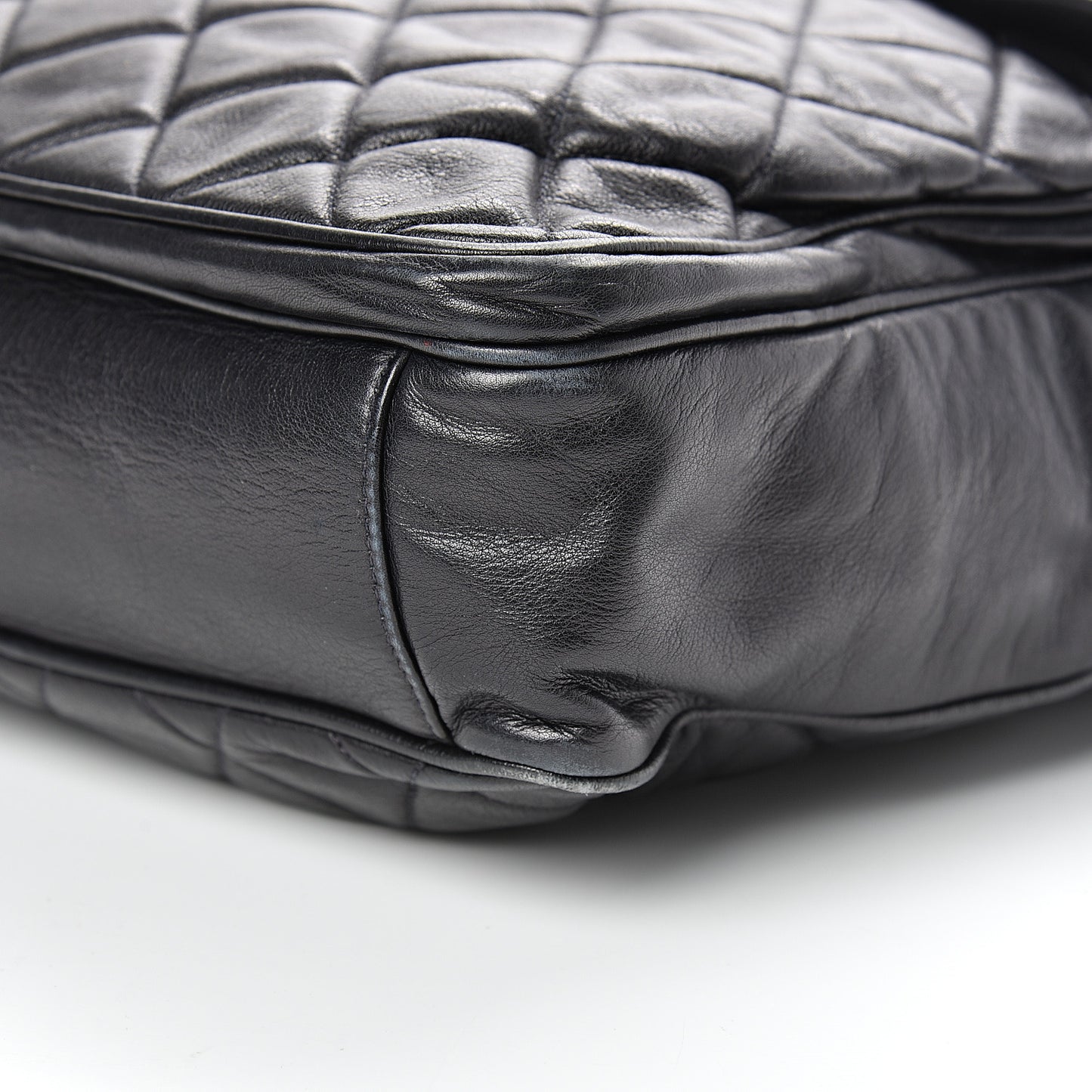 Lambskin Quilted CC Shoulder Bag Navy