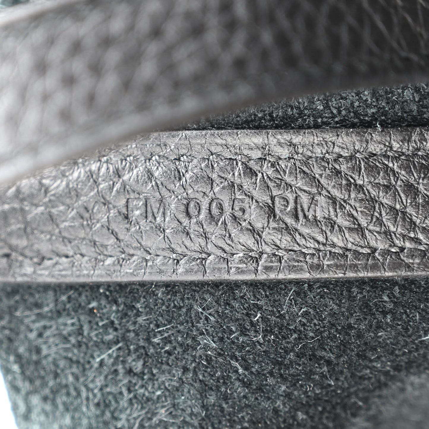 Taurillon Clemence Picotin Lock 22 MM Black