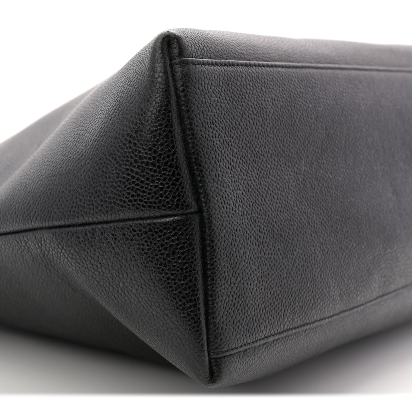 Caviar Large CC Shoulder Bag Black Black