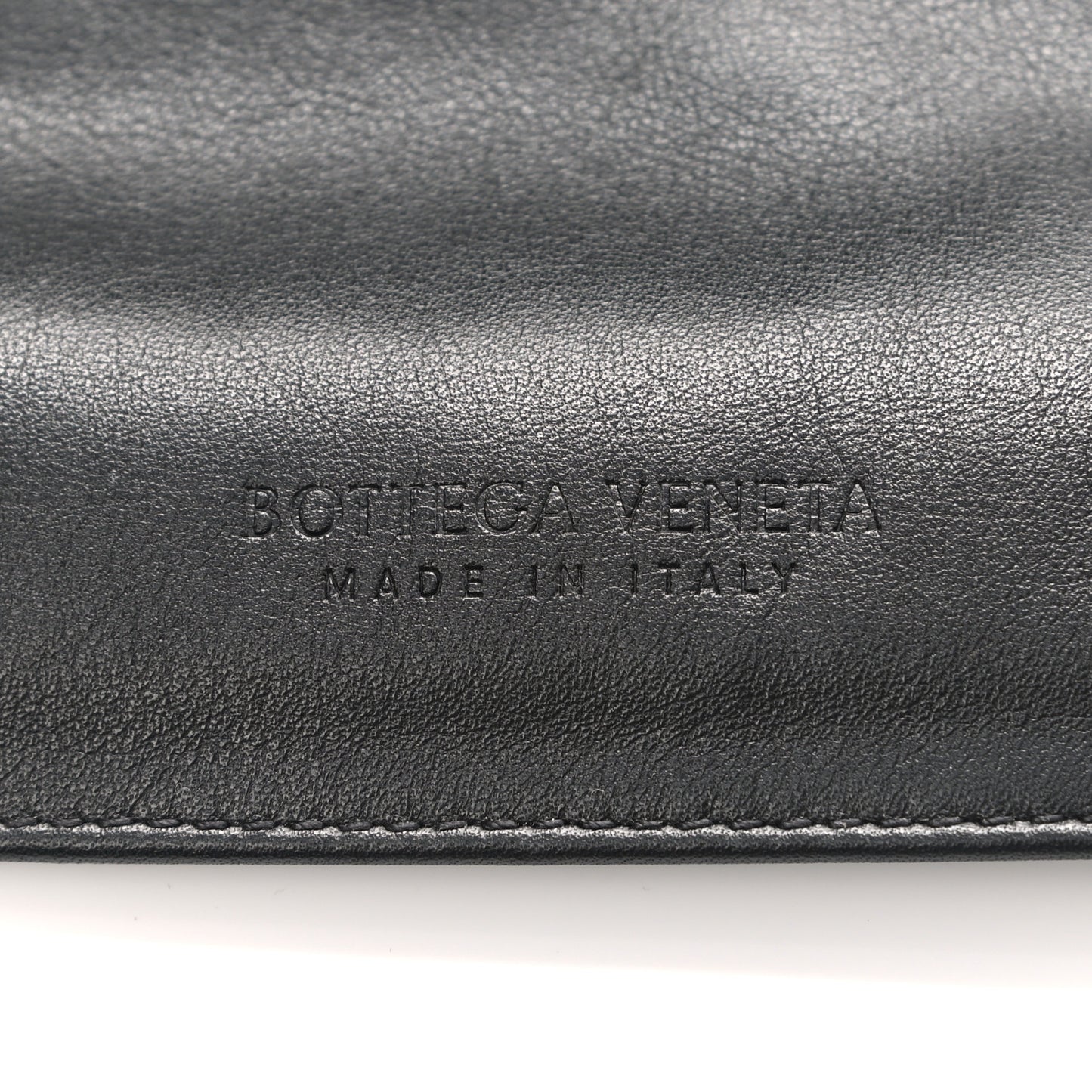 Supple Calfskin BV Twist Black