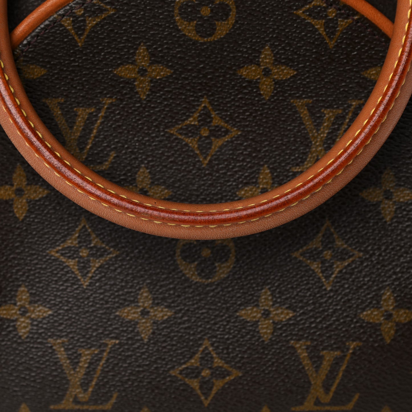Monogram Ellipse MM