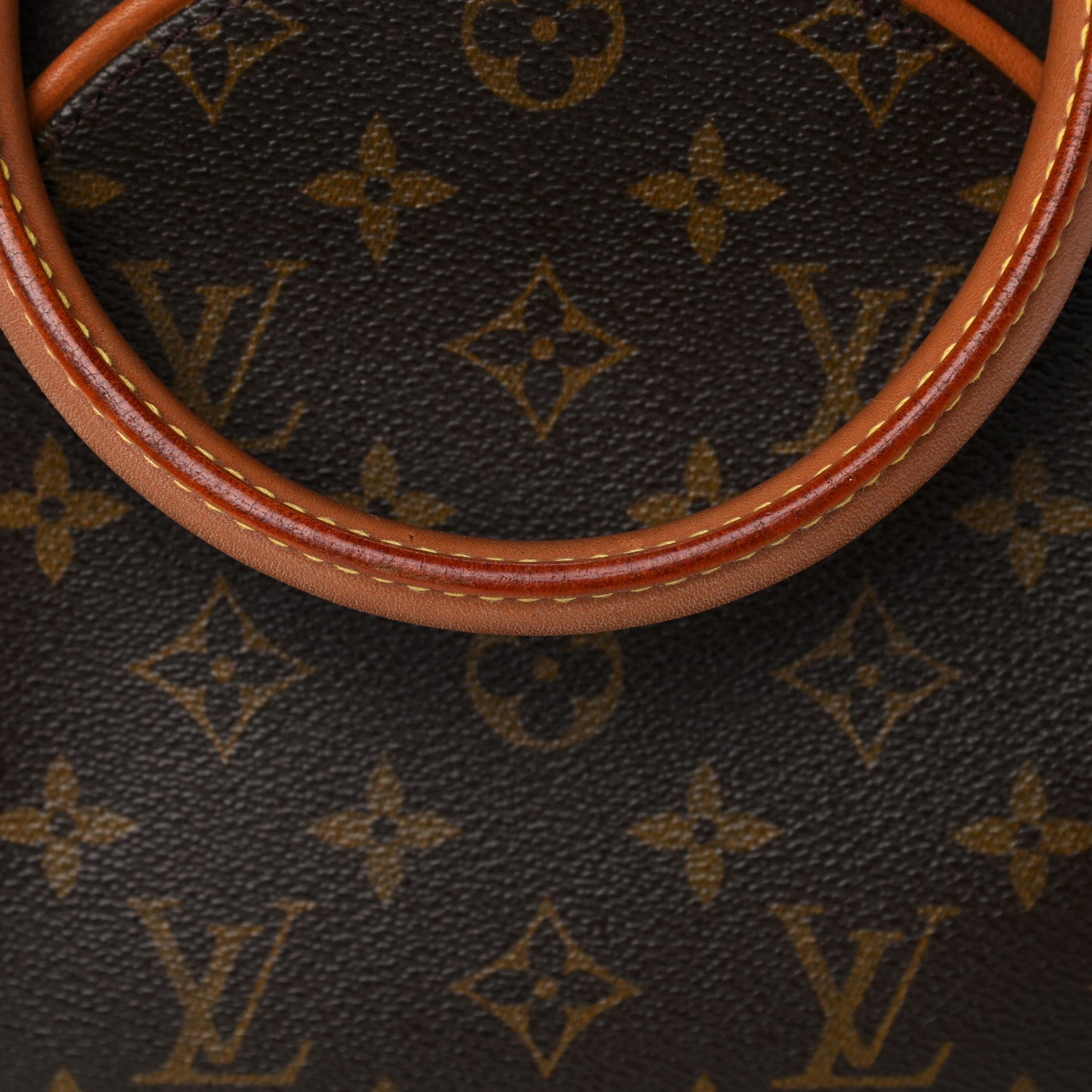 Louis Vuitton Monogram Ellipse MM 23 of 24