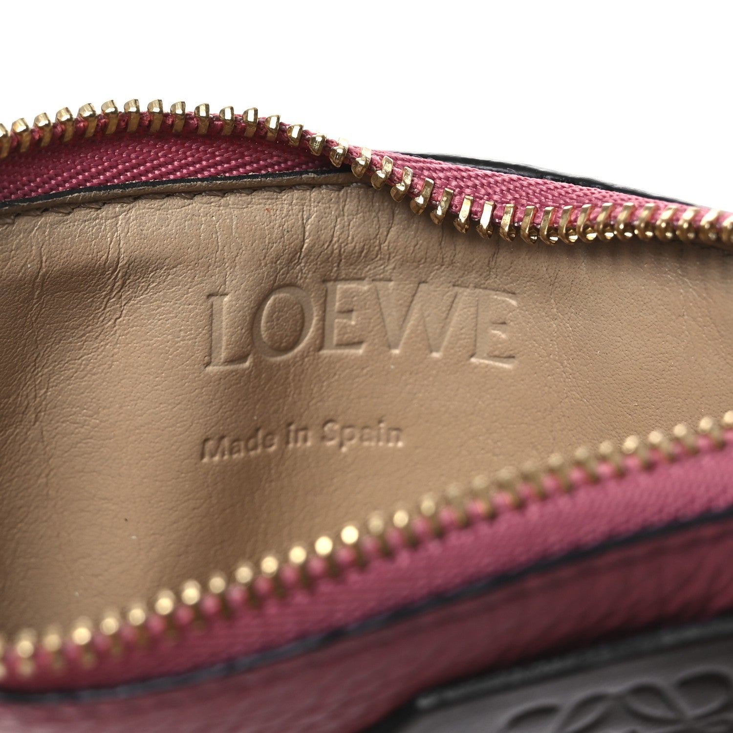 Loewe Soft Grained Calfskin Coin Card Holder Plumrose Ebony 6 of 8