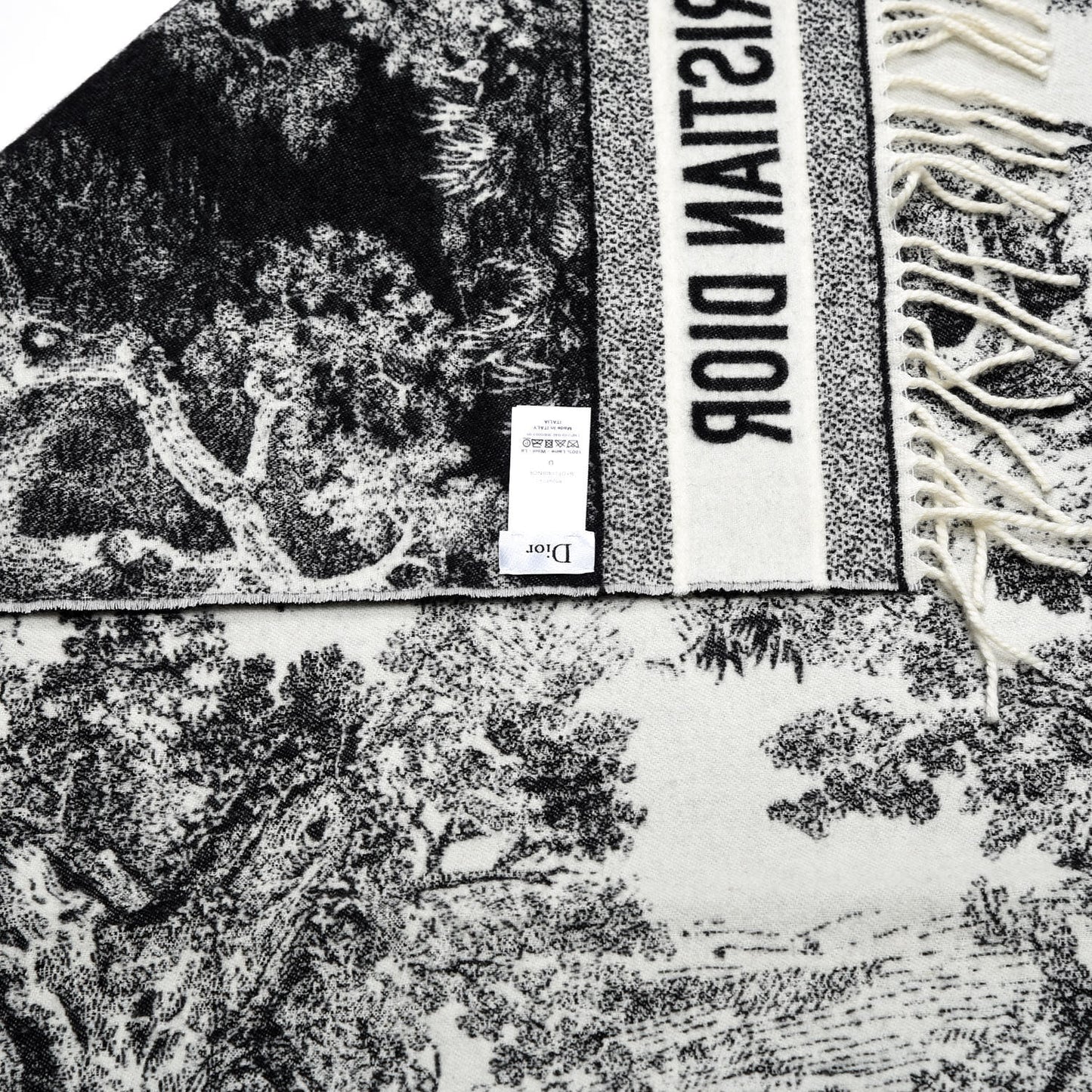 Wool Toile de Jouy Throw Black
