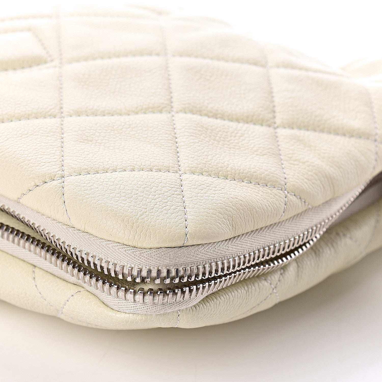 Chanel Caviar Quilted Expandable Zip Shoulder Bag White 8 of 15