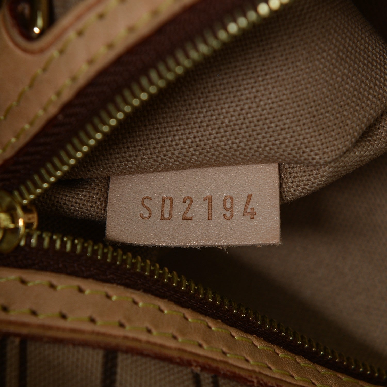 Louis Vuitton Monogram Delightful PM 8 of 8