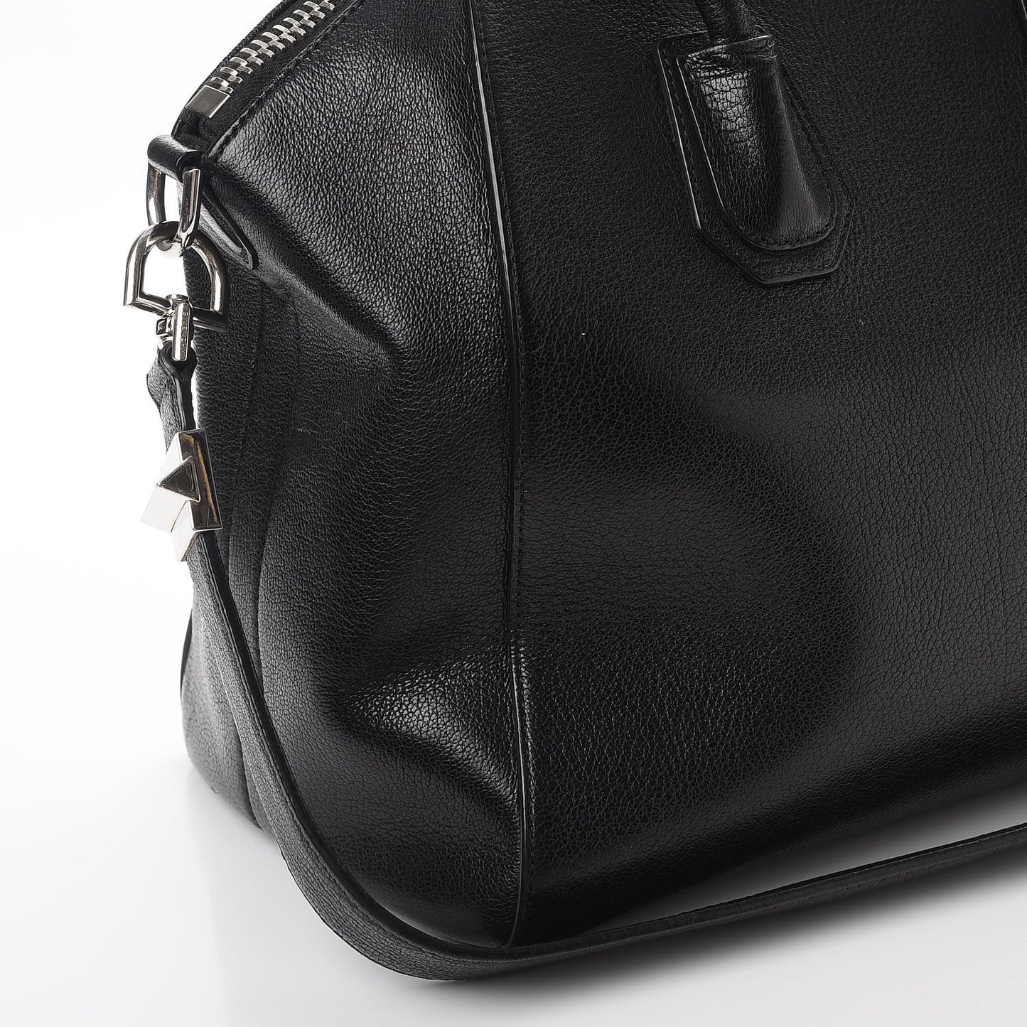 Sugar Goatskin Medium Antigona Black