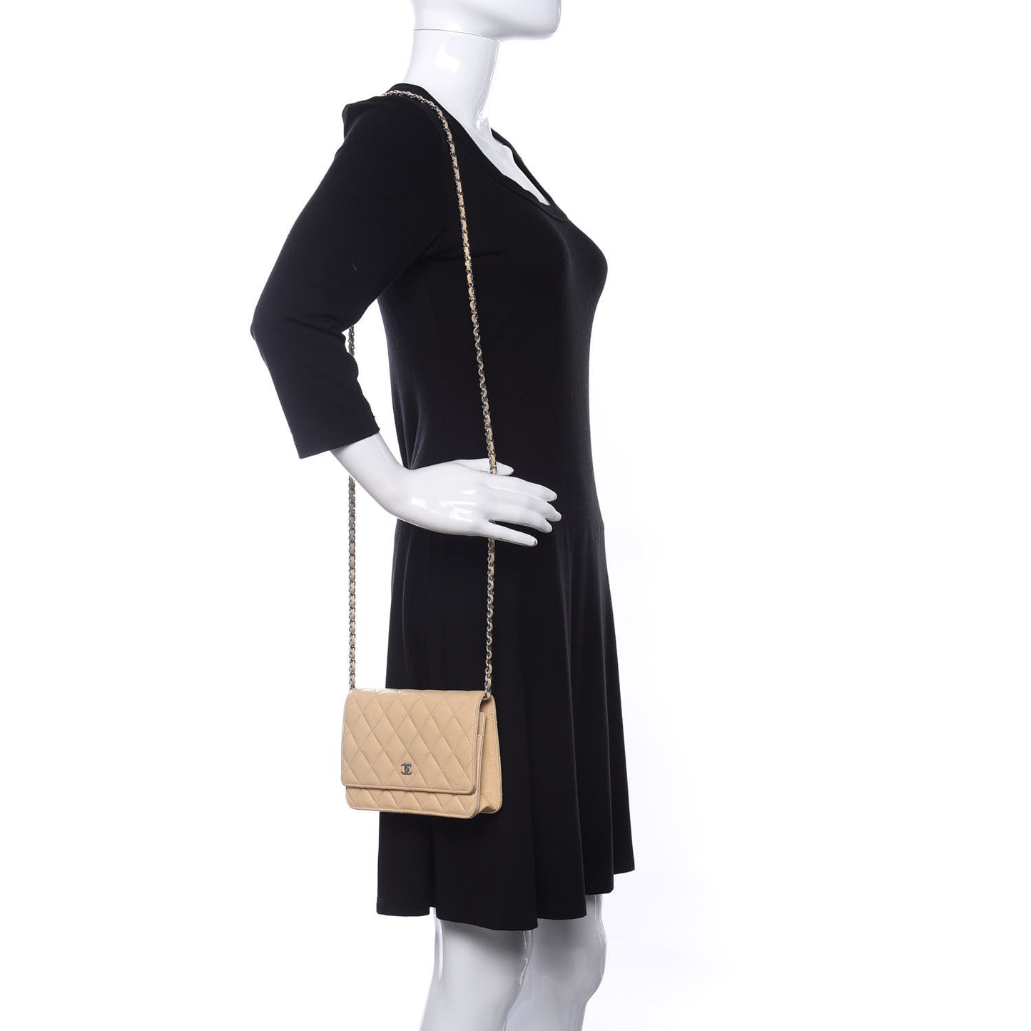 Caviar Quilted Wallet On Chain WOC Beige