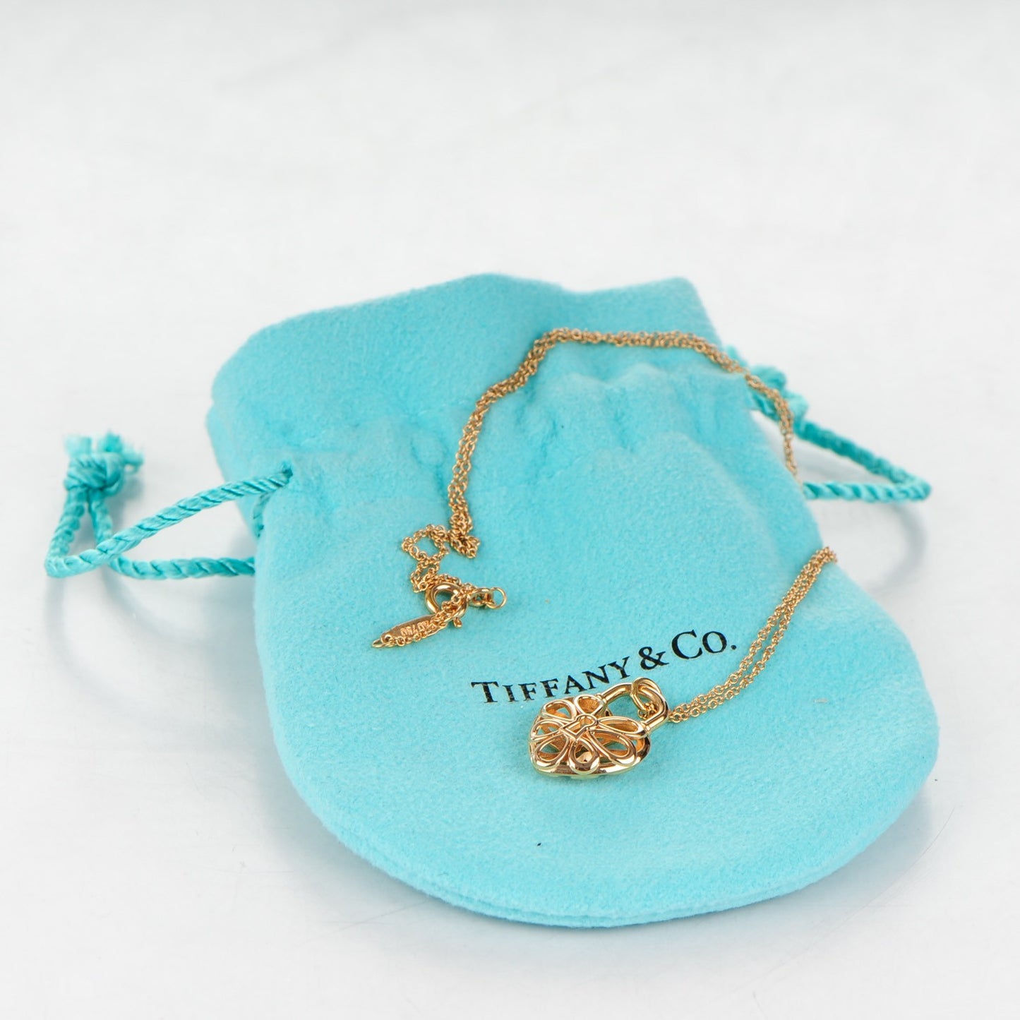 18k Pink Gold Filigree Heart Pendant Necklace