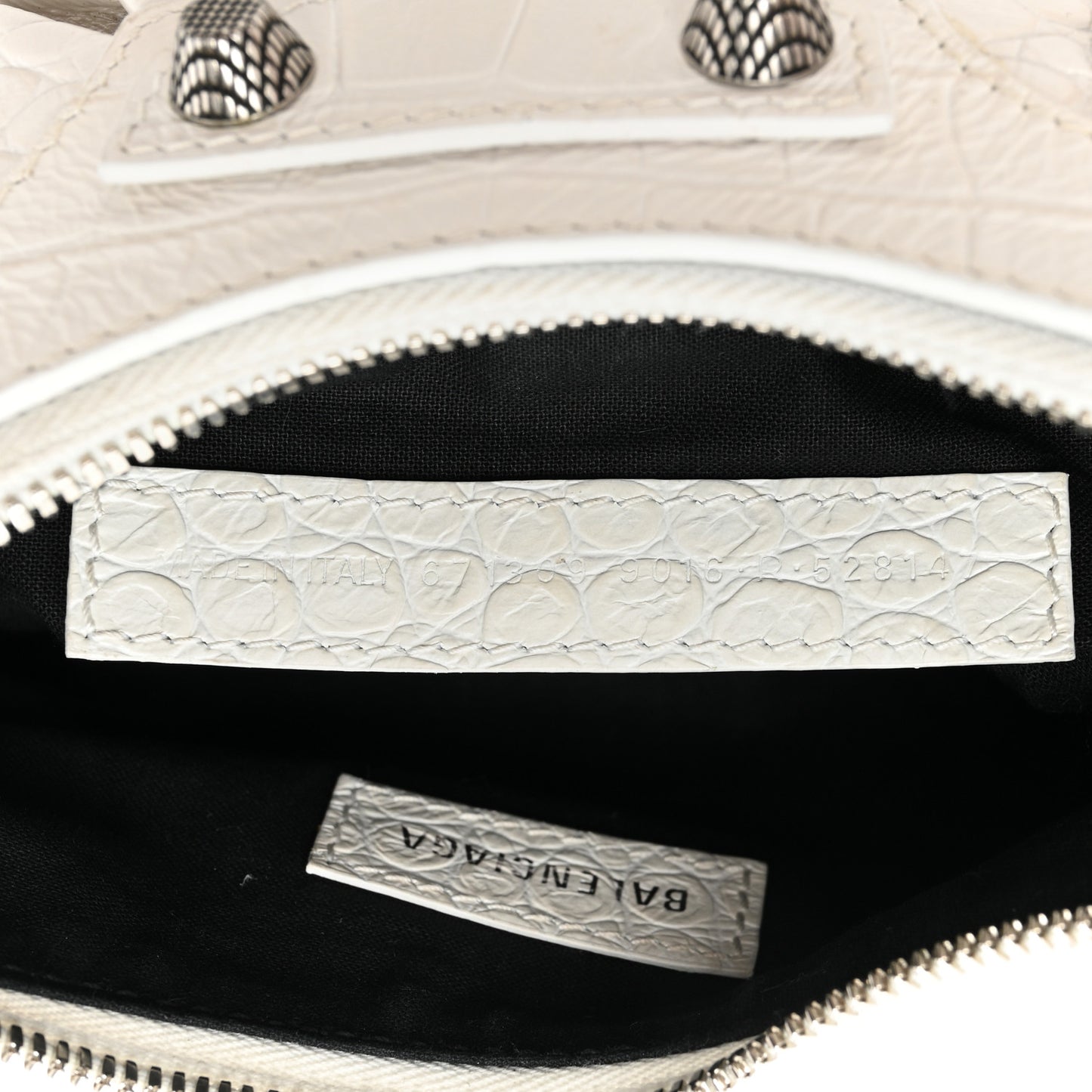 Extra Supple Calfskin Crocodile Embossed Le Cagole Shoulder Bag XS White