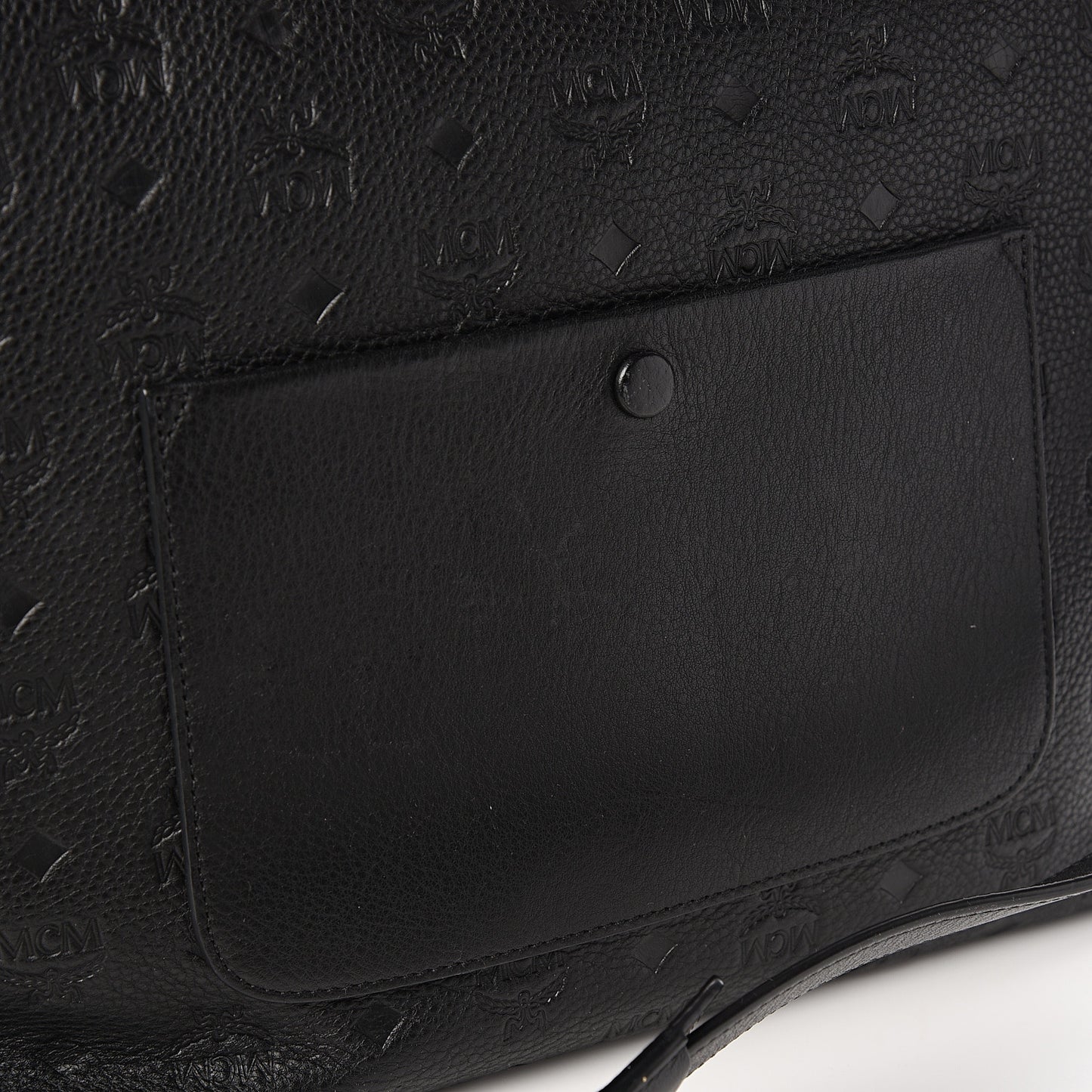 Calfskin Ottomar Large Klara Hobo Black