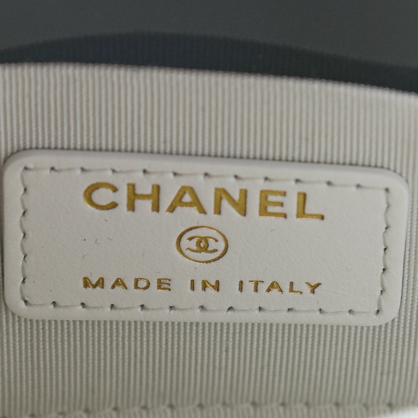 Shiny Goatskin Quilted Chanel 19 Small Pouch With Handle White