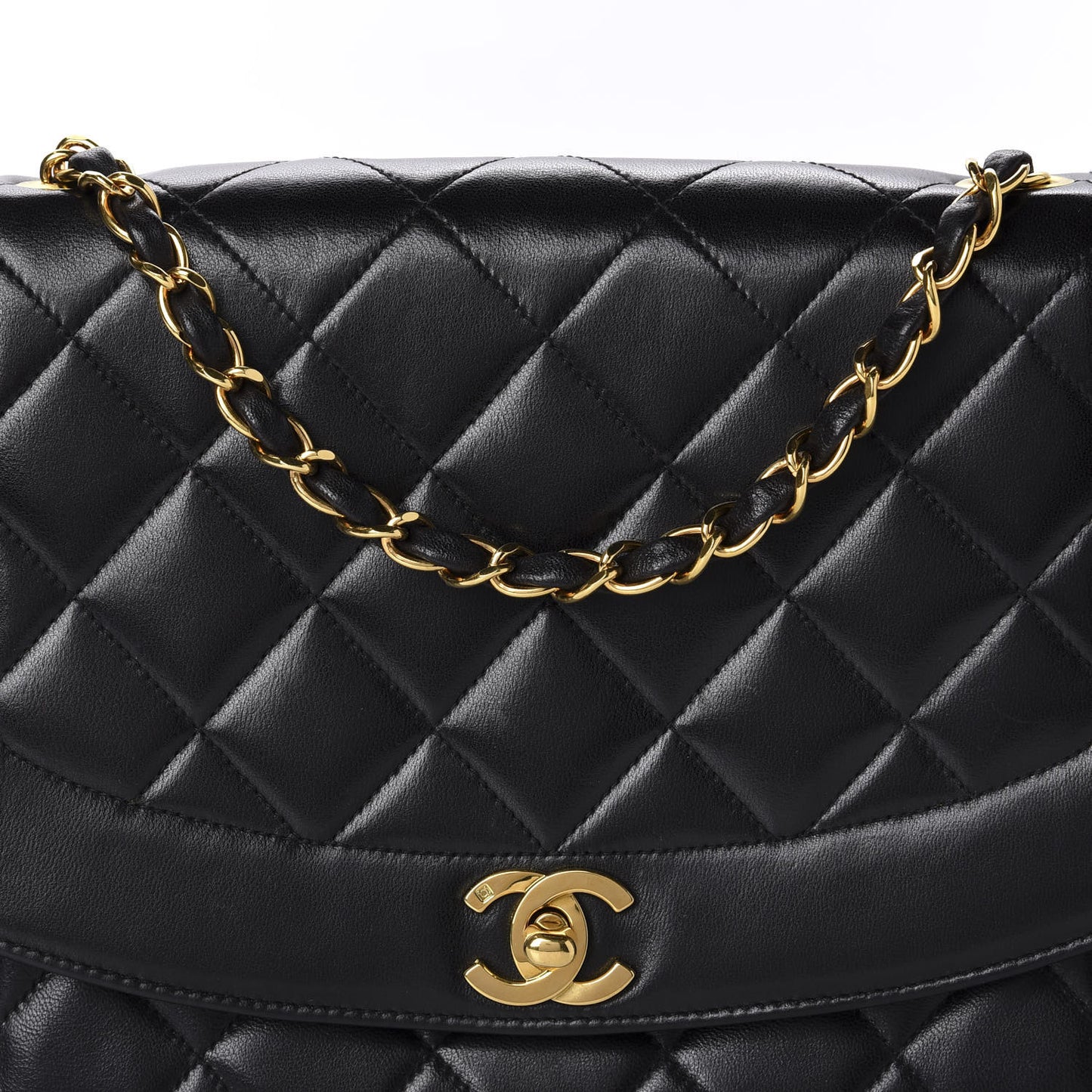 Lambskin Quilted Medium Single Flap Black
