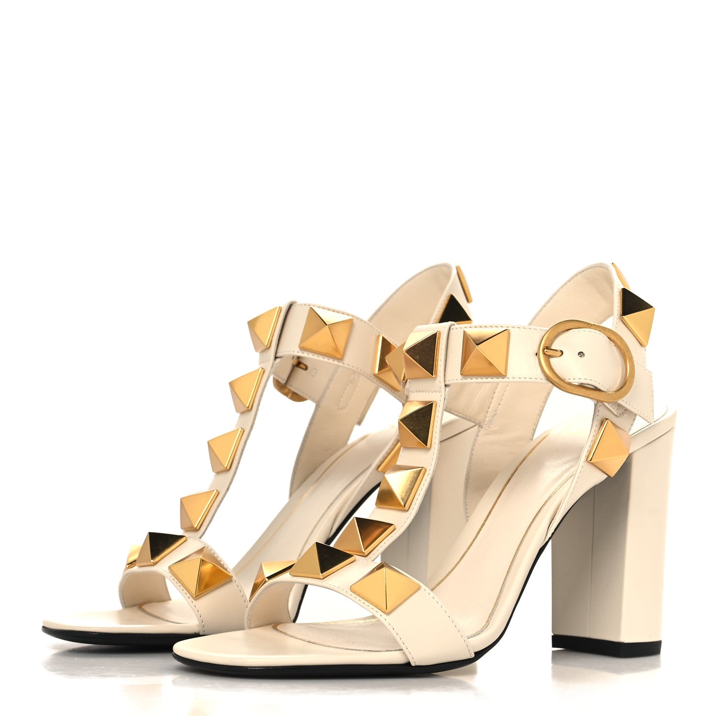 Calfskin Roman Stud 90mm Sandals 37 Light Ivory