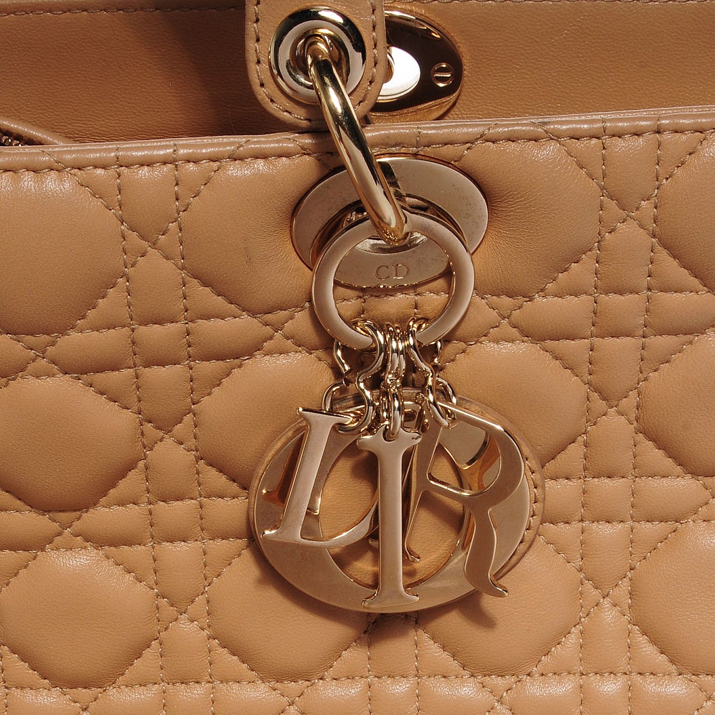 Lambskin Cannage Large Lady Dior Beige