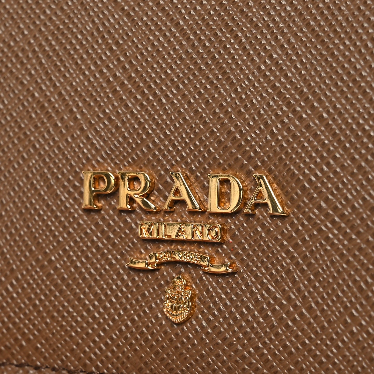 Saffiano Metal Bi-Fold Wallet Caramel