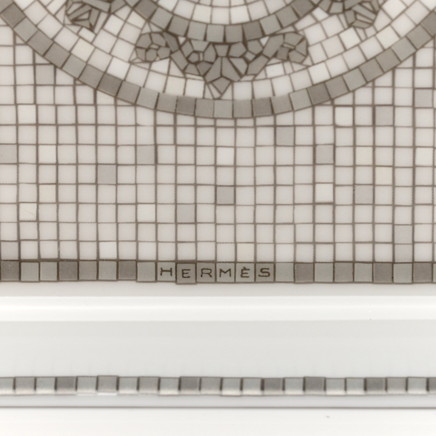 Hermes Porcelain Mosaique Au 24 Sushi Plate Platine 4 of 7