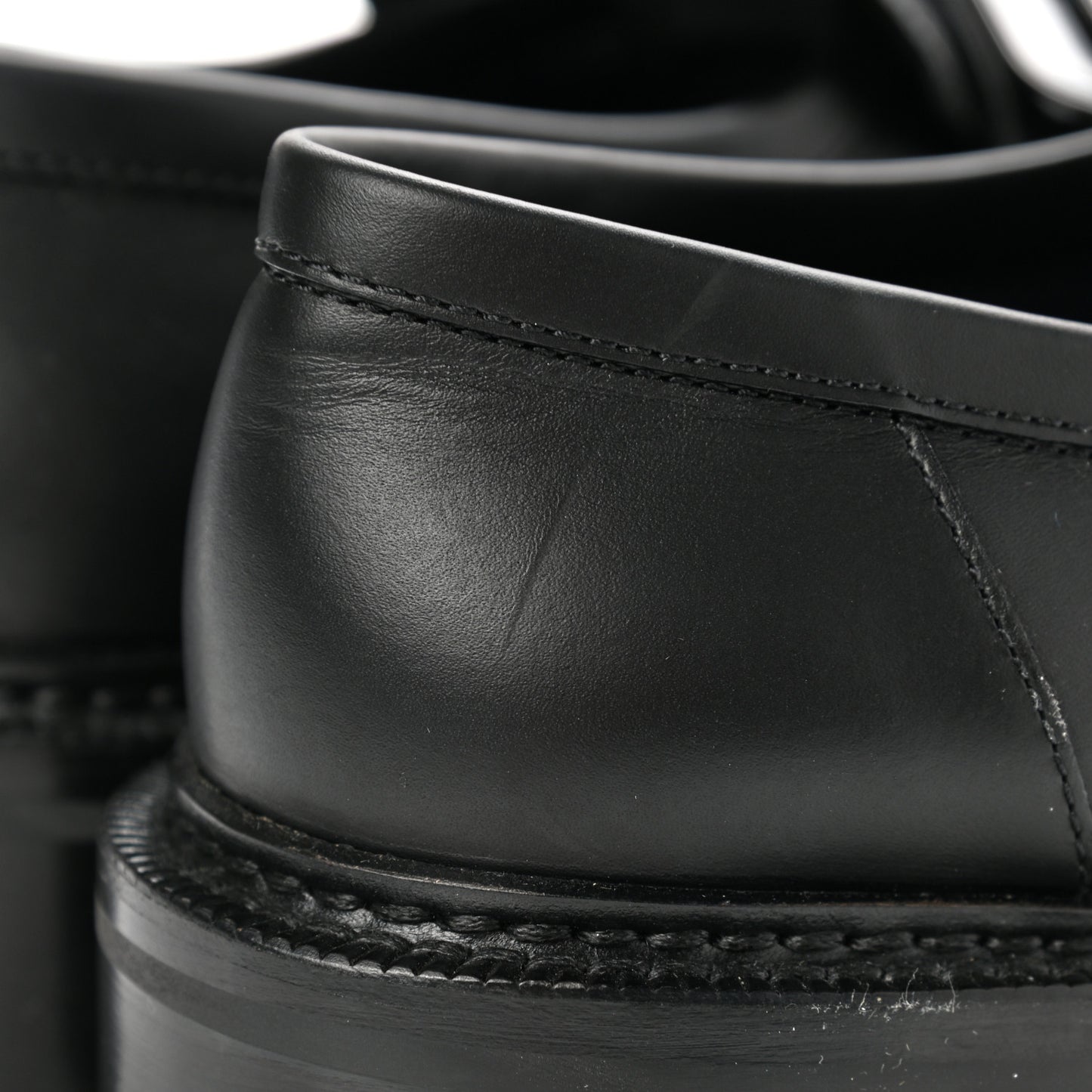 Calfskin Oversized Chain Academy Loafers 37 Black