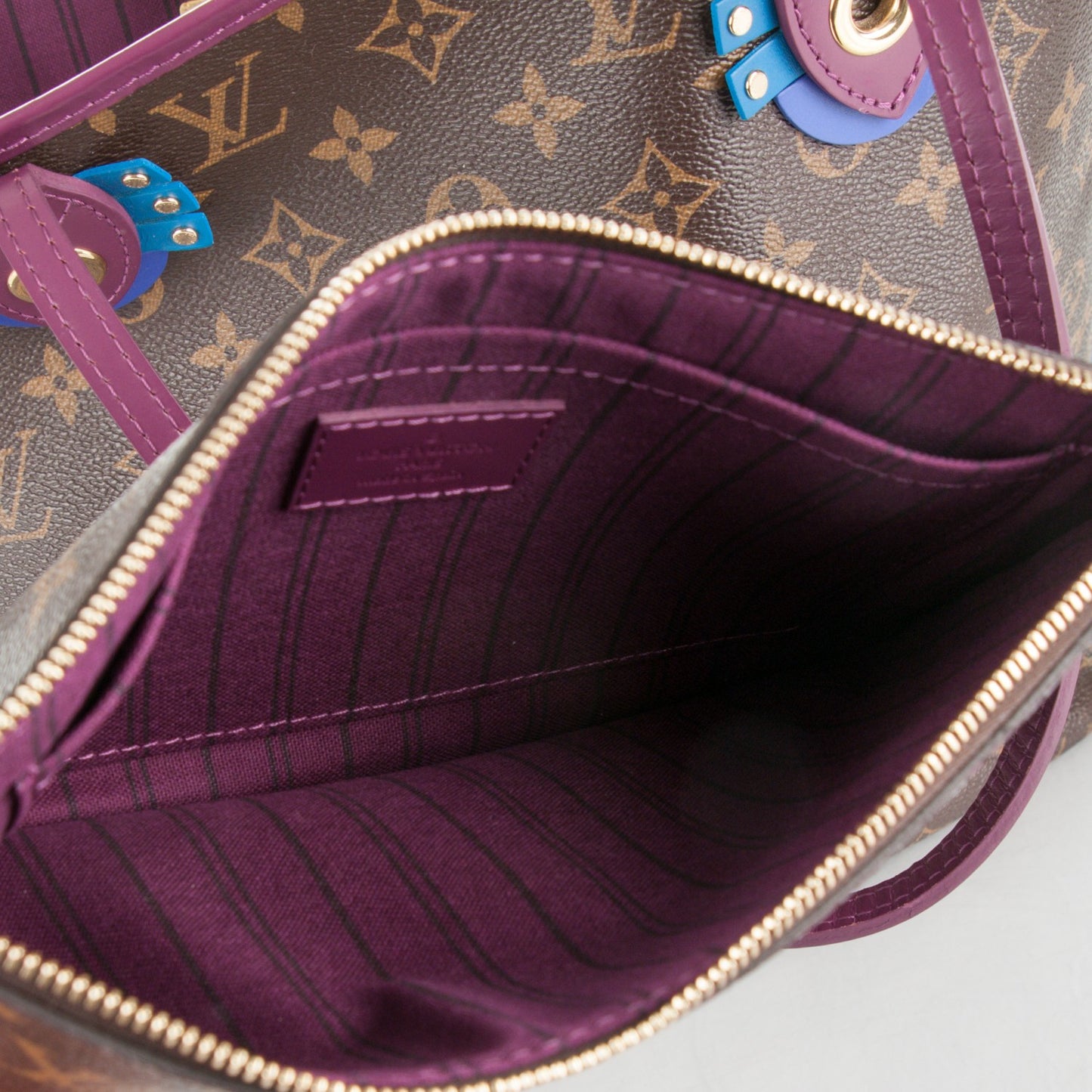Monogram Totem Neverfull MM Magenta