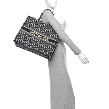 Christian Dior Oblique Large Book Tote Blue Multicolor 3 of 19