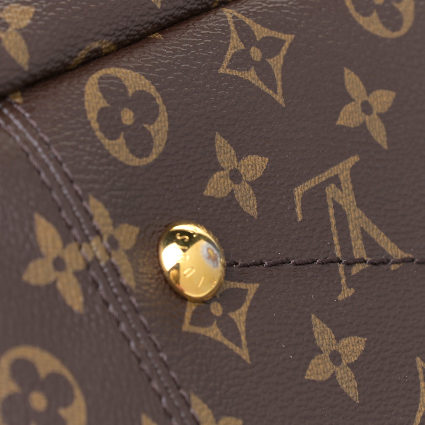 Monogram Artsy MM