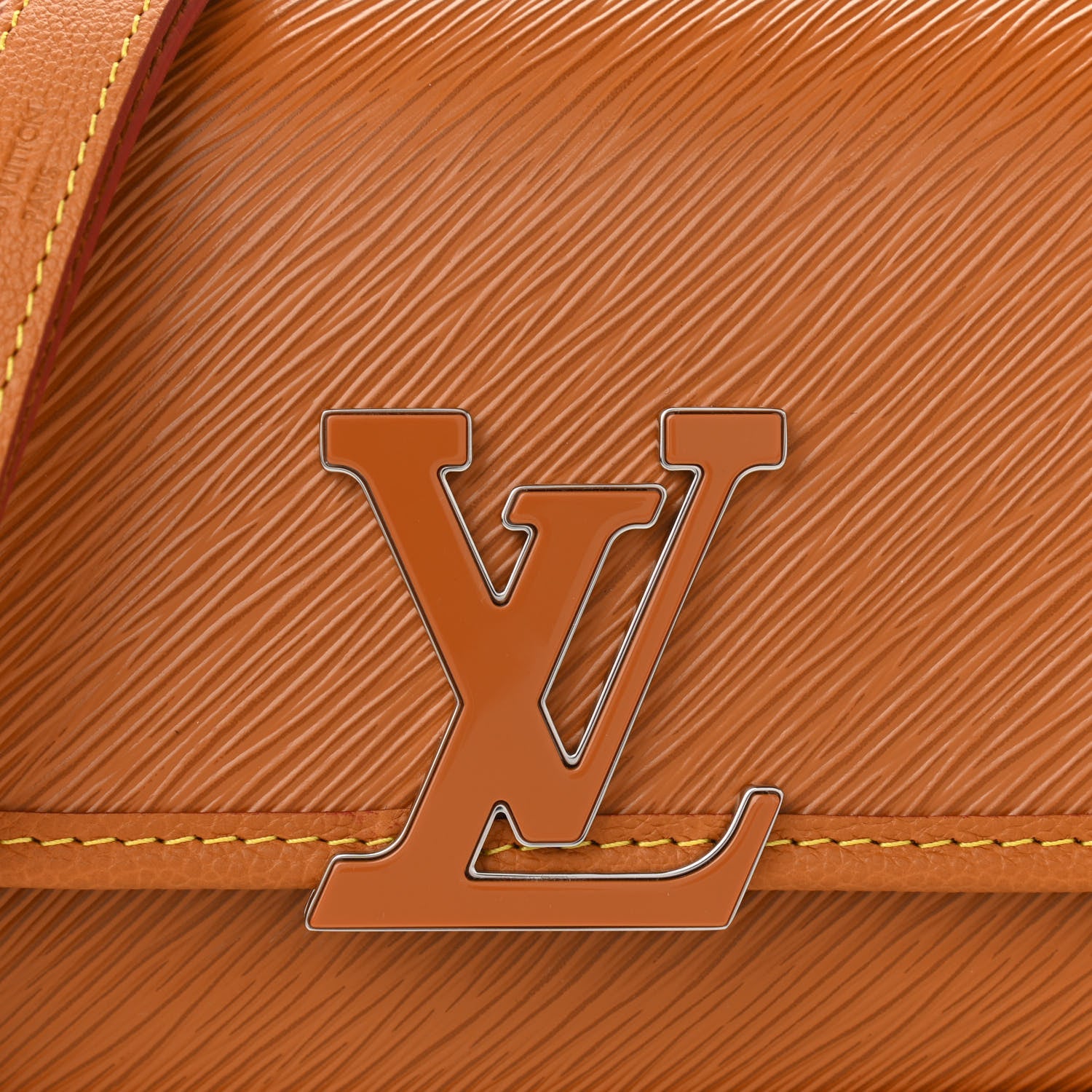 Louis Vuitton Epi Buci Crossbody Gold Honey 5 of 7