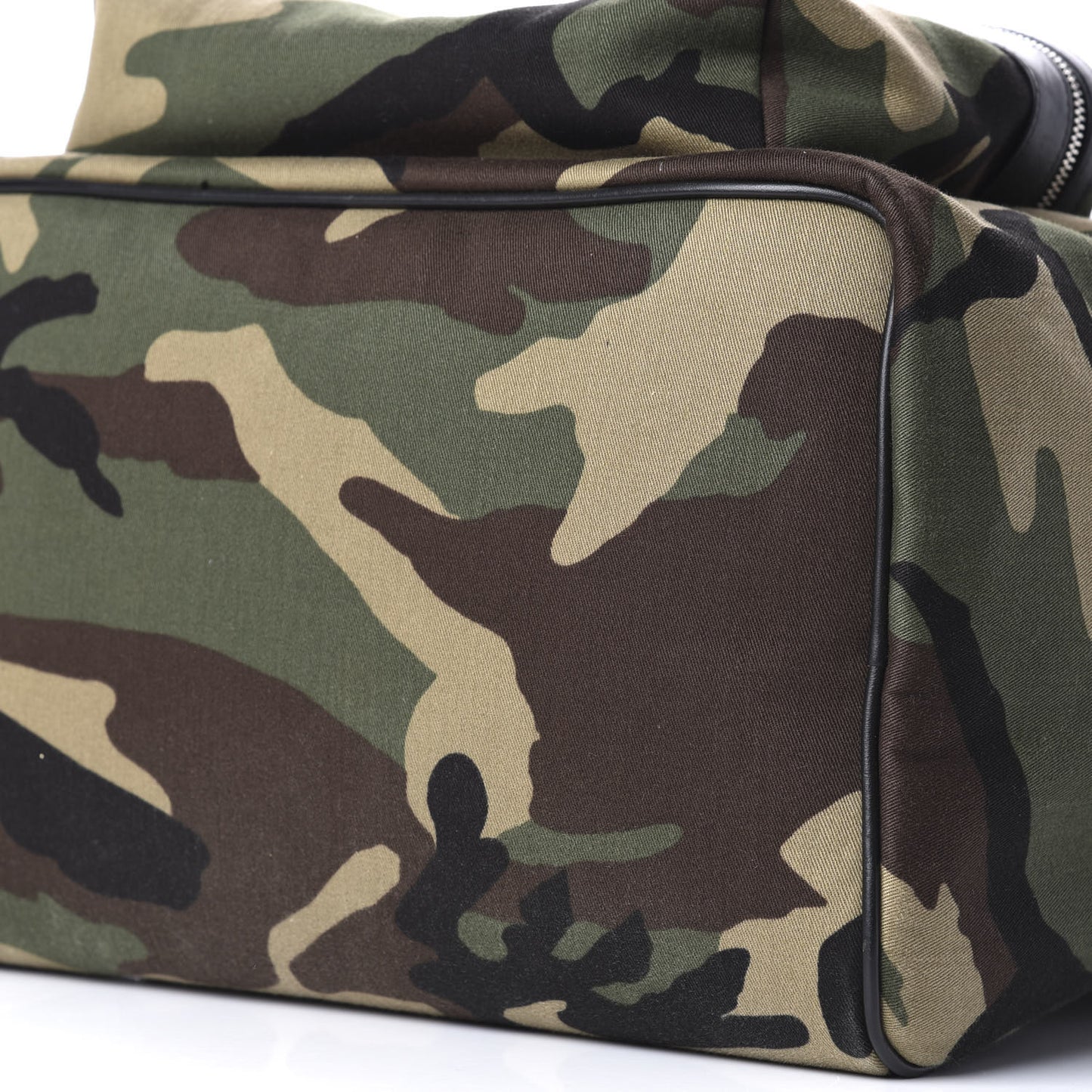 Canvas Giant City Sweet Dreams Shark Backpack Camo