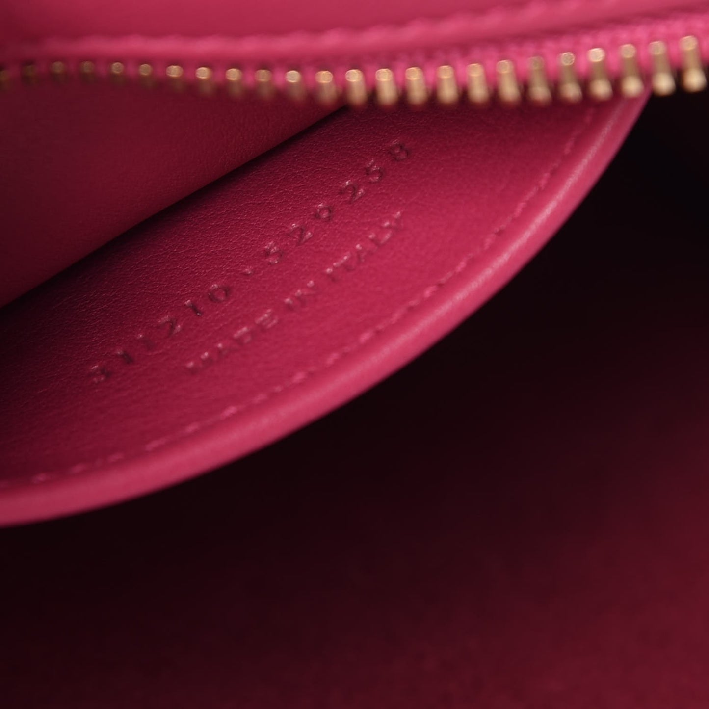 Calfskin Small Classic Y Cabas Fuchsia