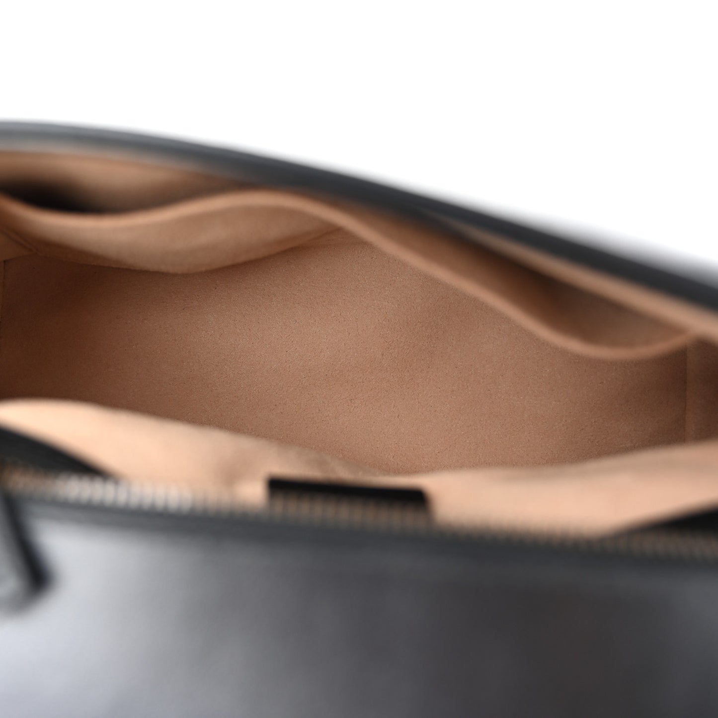 Calfskin Matelasse Small GG Marmont Top Handle Shoulder Bag Black