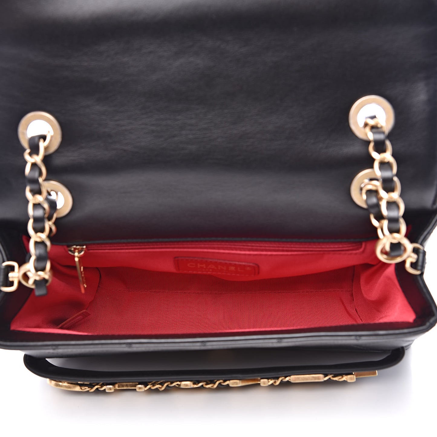 Calfskin Quilted Enchained Flap Black