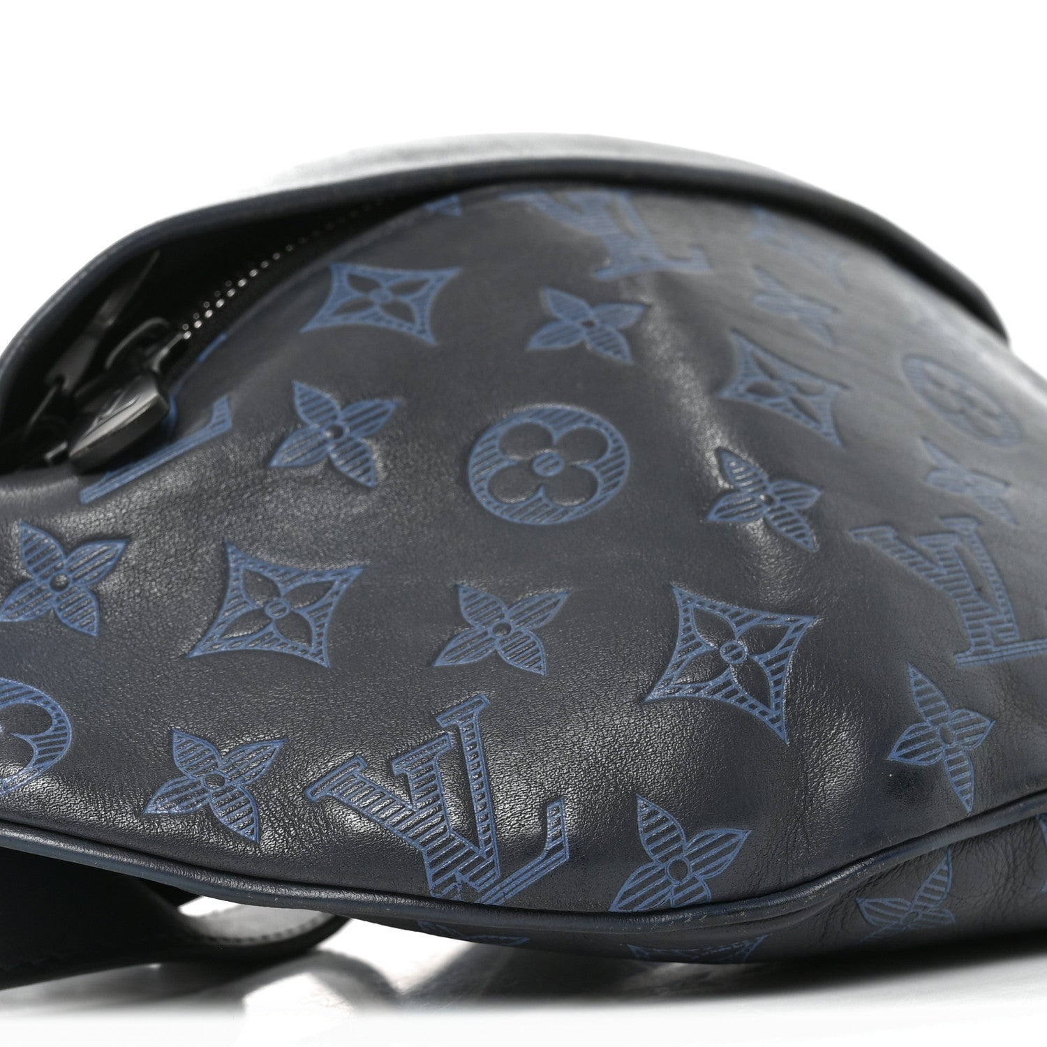 Louis Vuitton Calfskin Monogram Shadow Discovery Bumbag PM Navy Blue 8 of 9