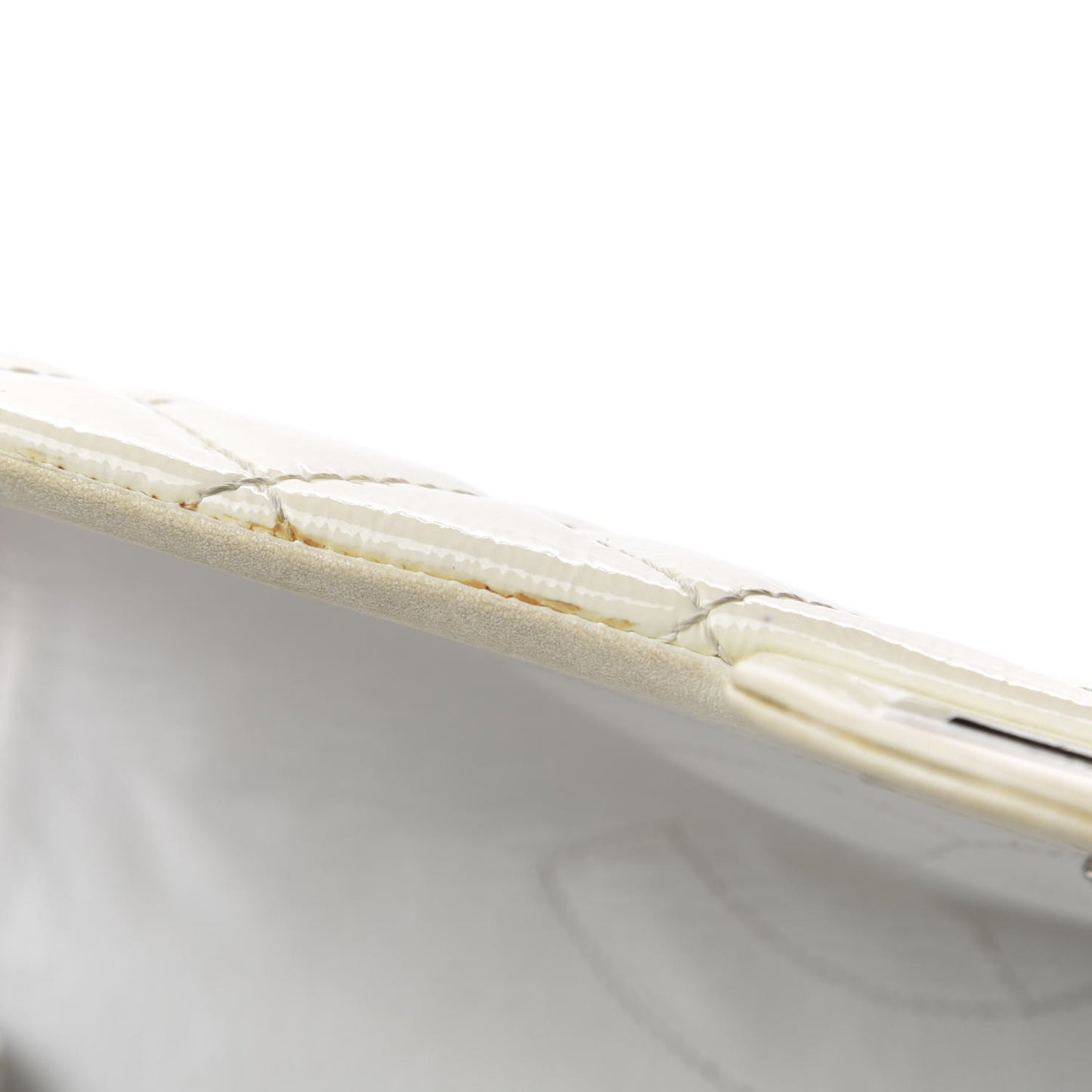 Distressed Patent Quilted 2.55 Reissue Flap 227 White