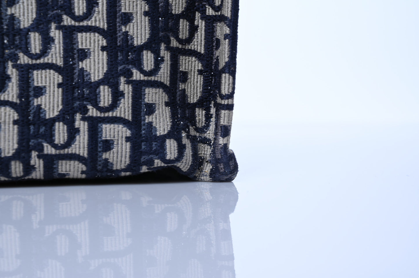 Oblique Large Book Tote Blue Multicolor