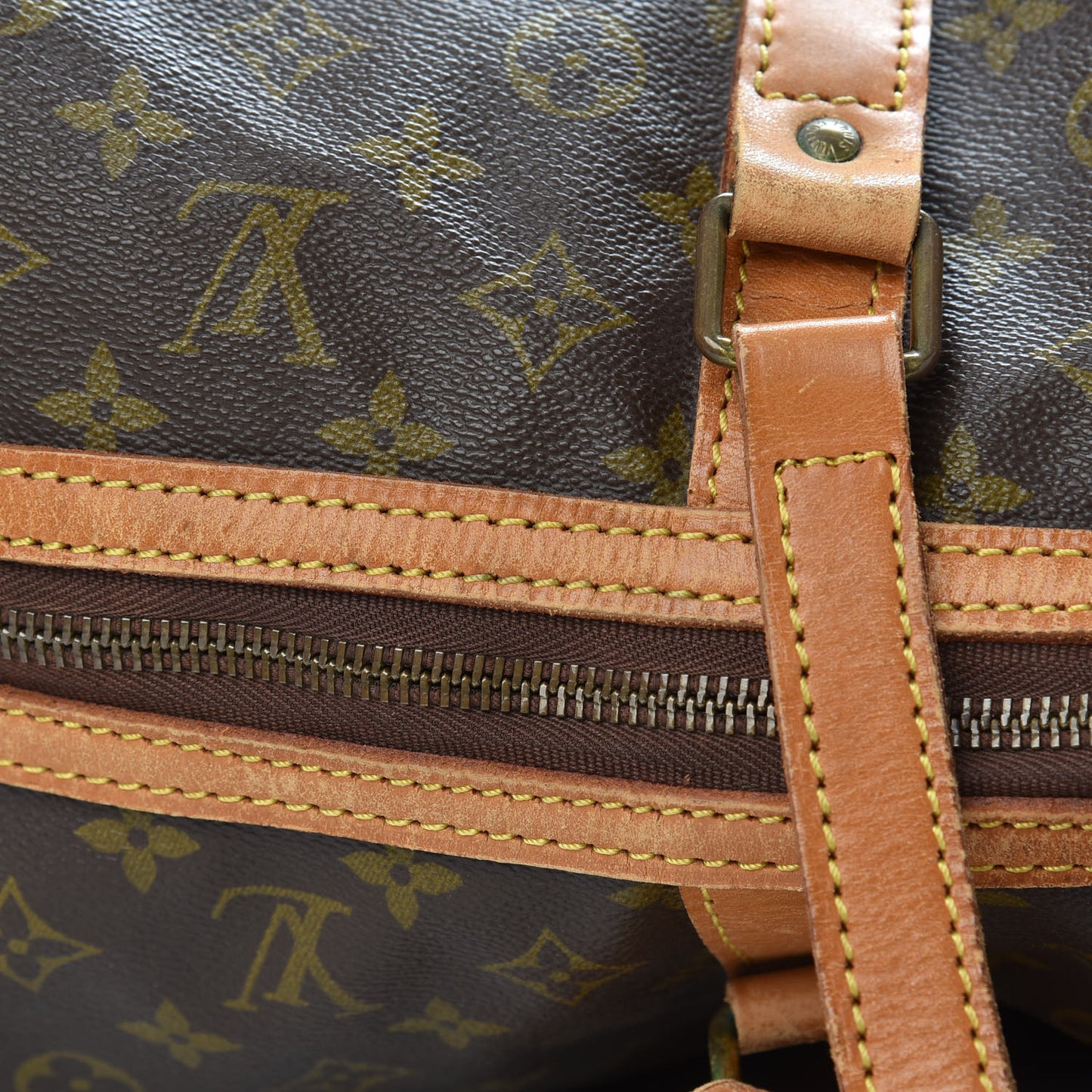 Monogram Sac Souple 55