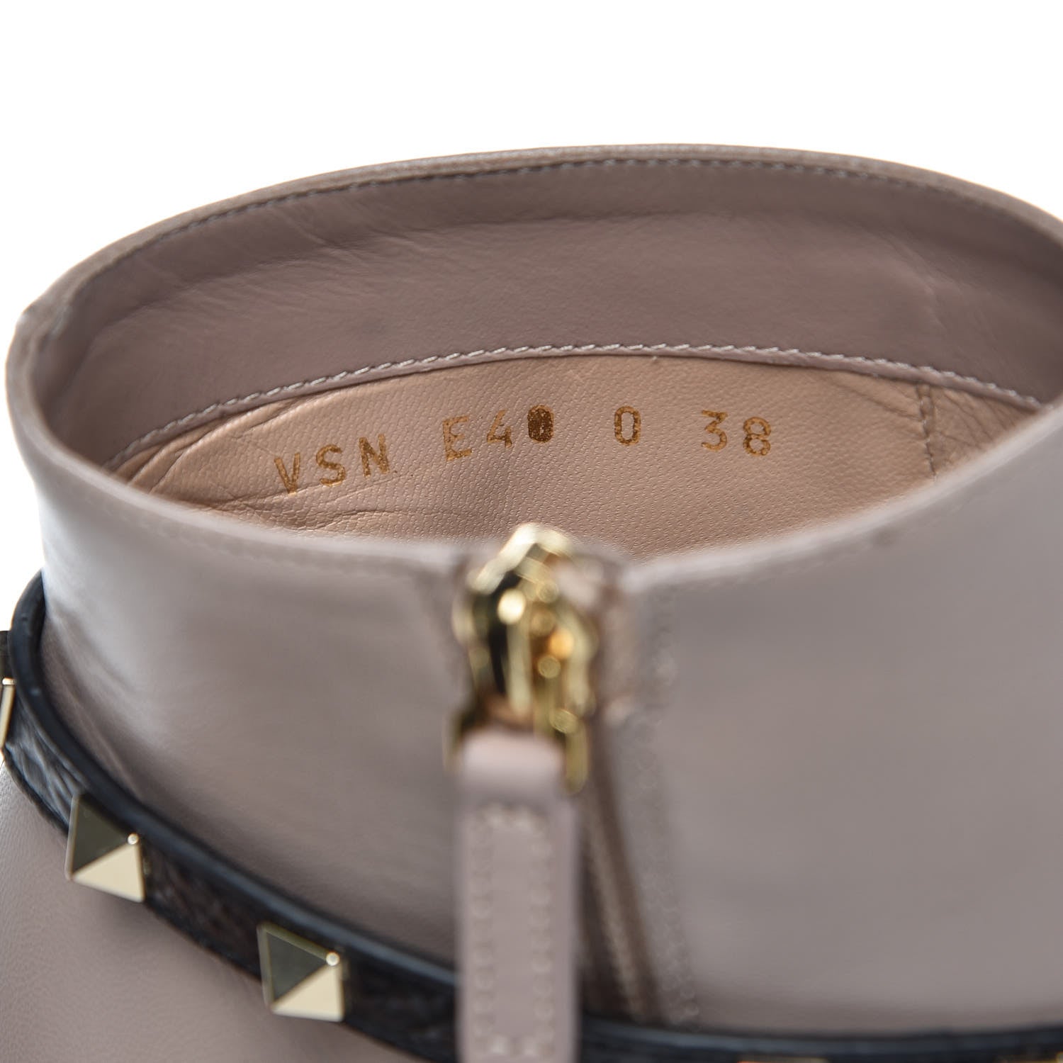 Valentino Garavani Nappa Rockstud Ankle Boots 38 Poudre 8 of 11