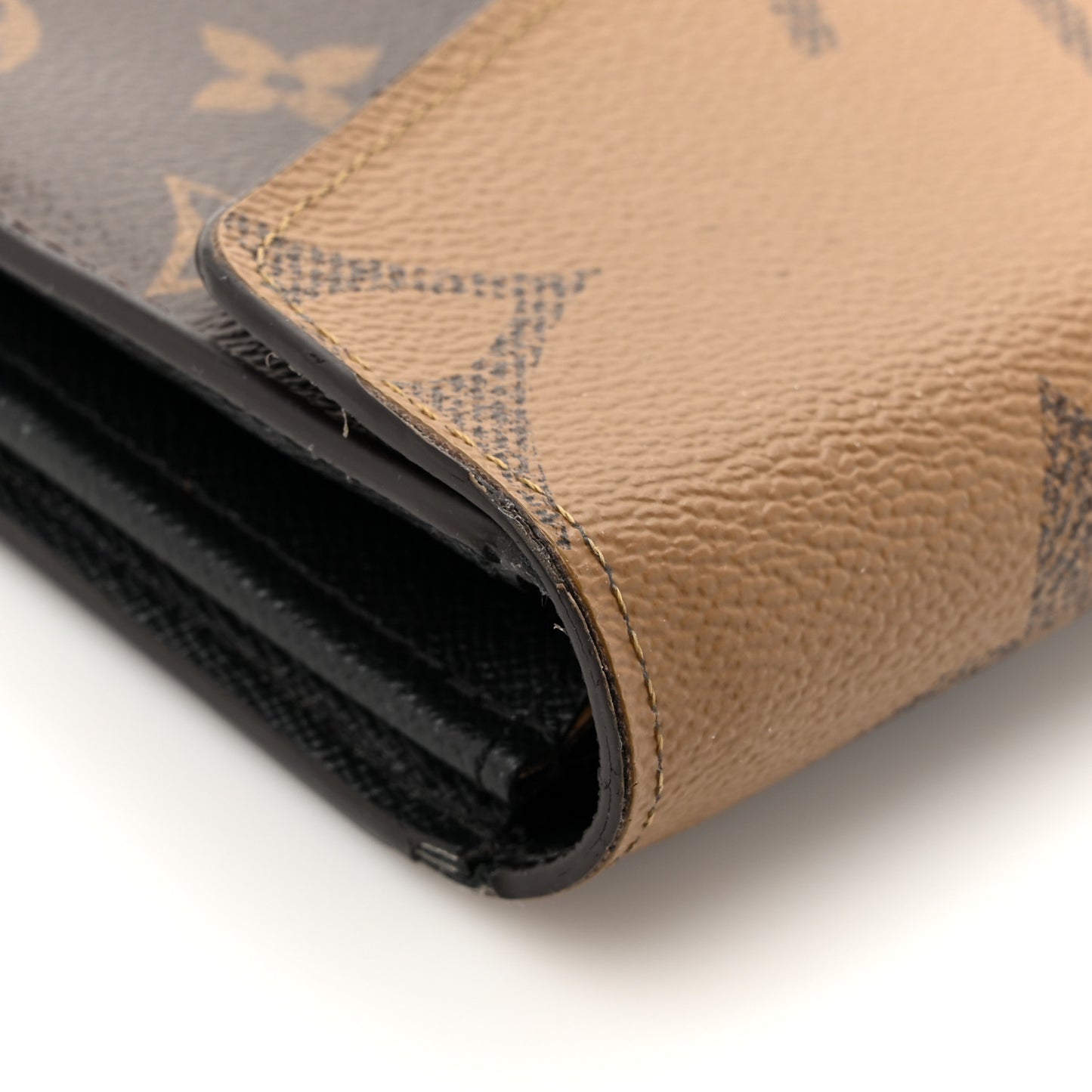 Reverse Monogram Giant Sarah Wallet