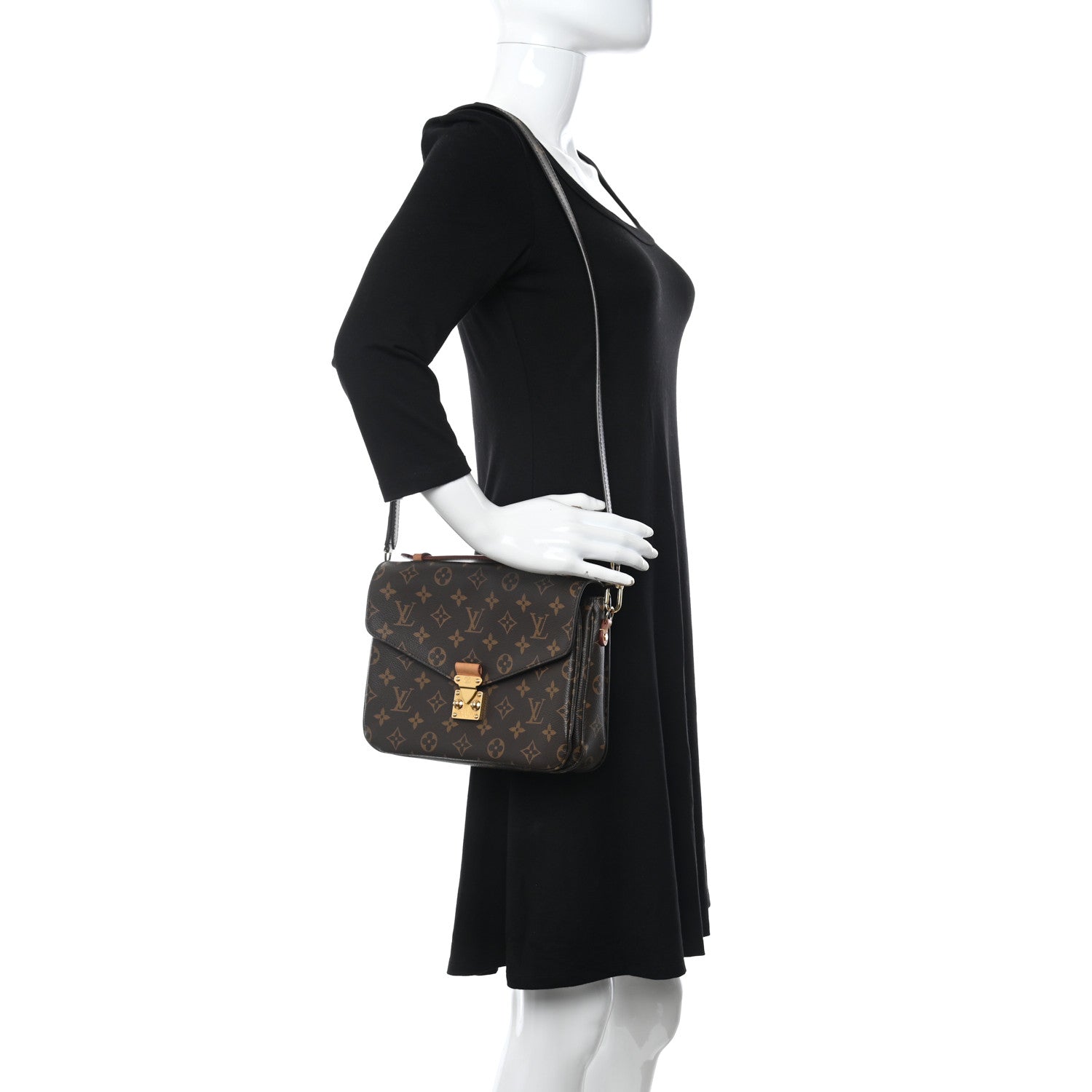 Louis Vuitton Monogram Pochette Metis 2 of 10