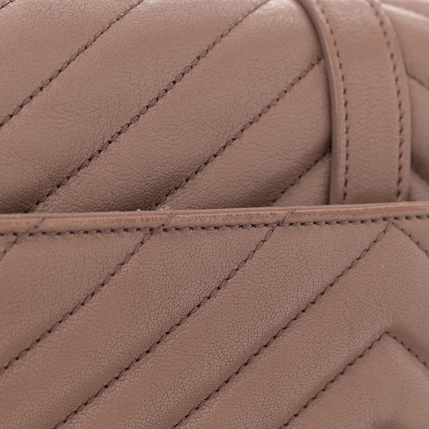 Sheepskin Matelasse Chevron Monogram Medium College Bag Fard