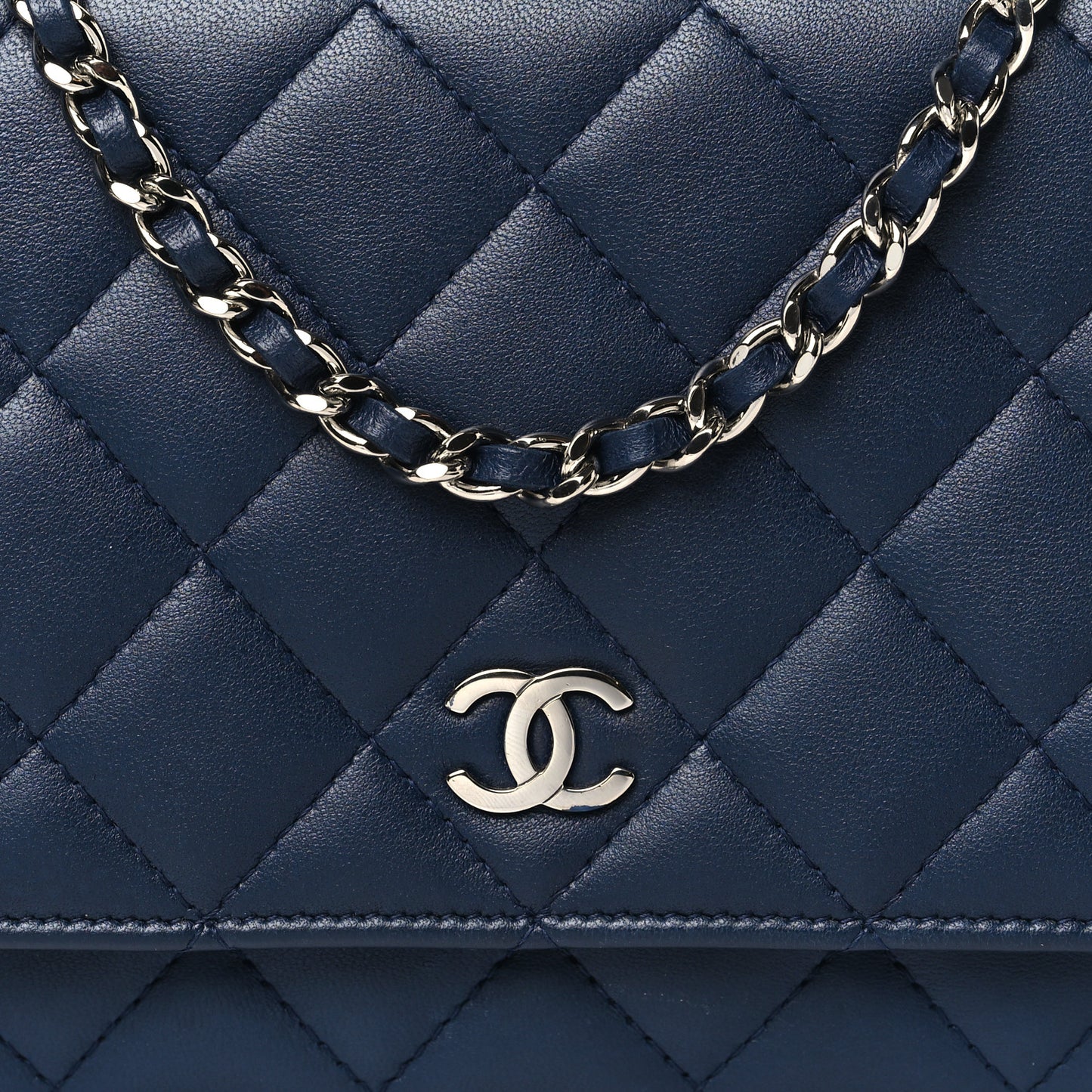 Lambskin Quilted Wallet On Chain WOC Navy Blue