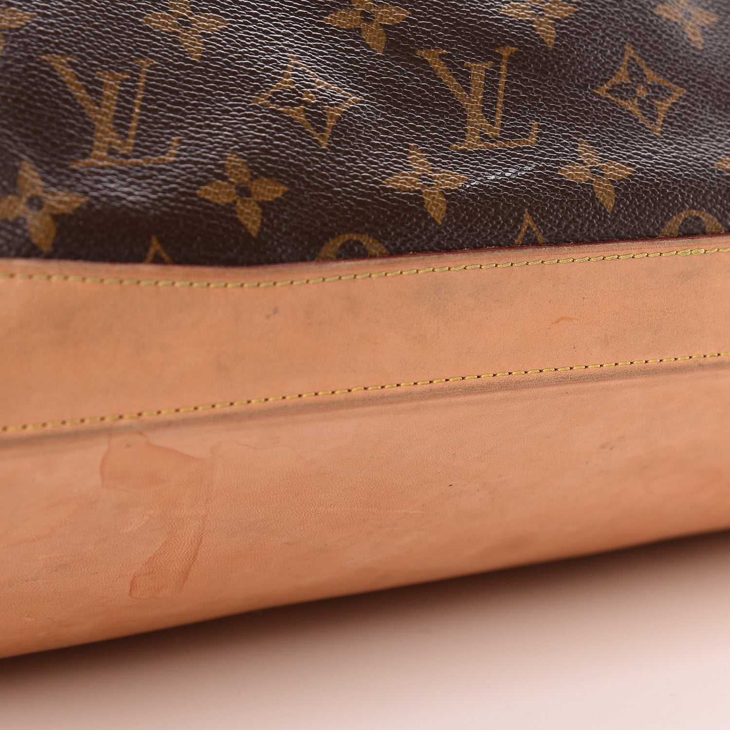 Louis Vuitton Monogram Lockit Horizontal 21 of 25